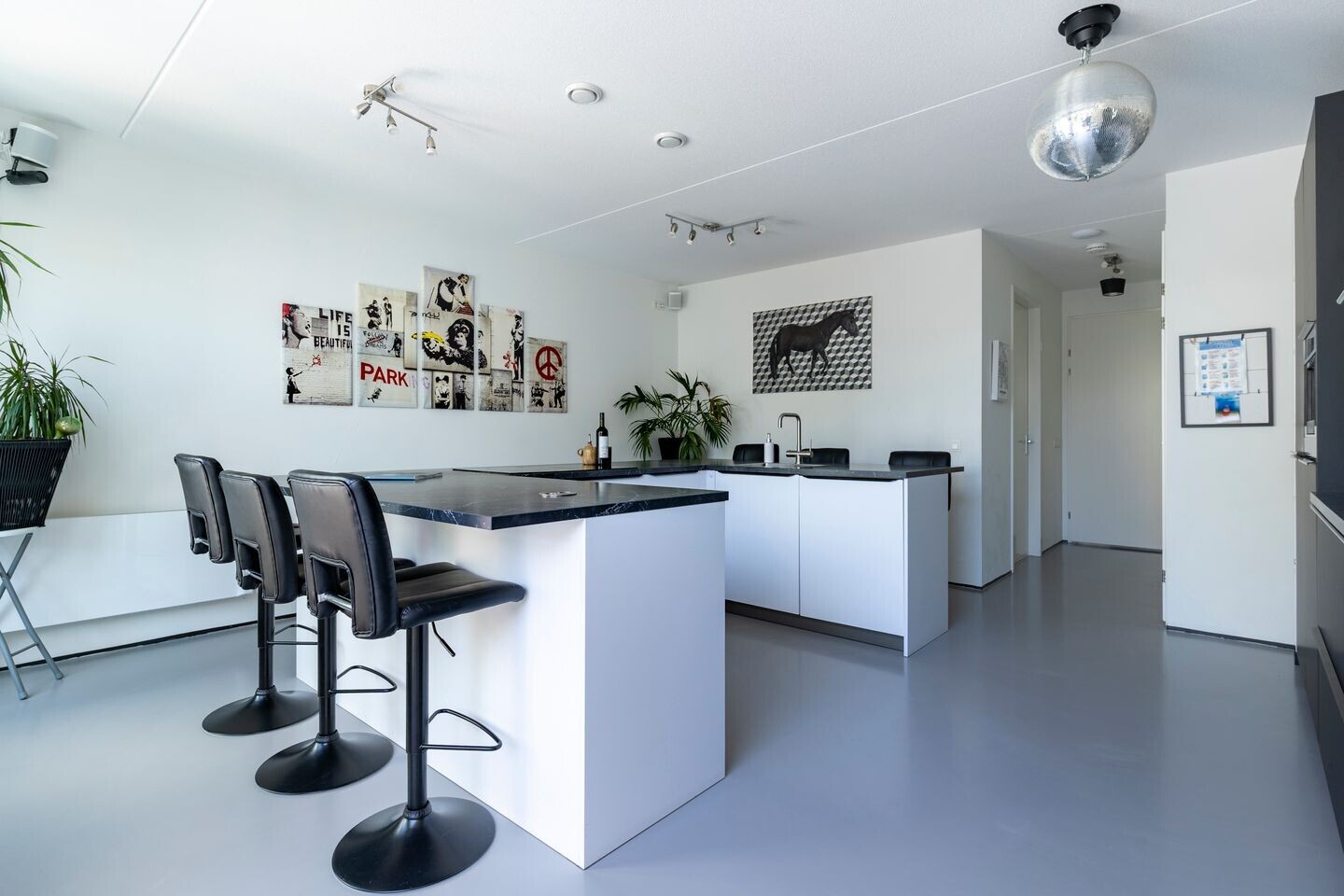Tussenwoning te koop: Handelskade 13-15, Nieuwegein
