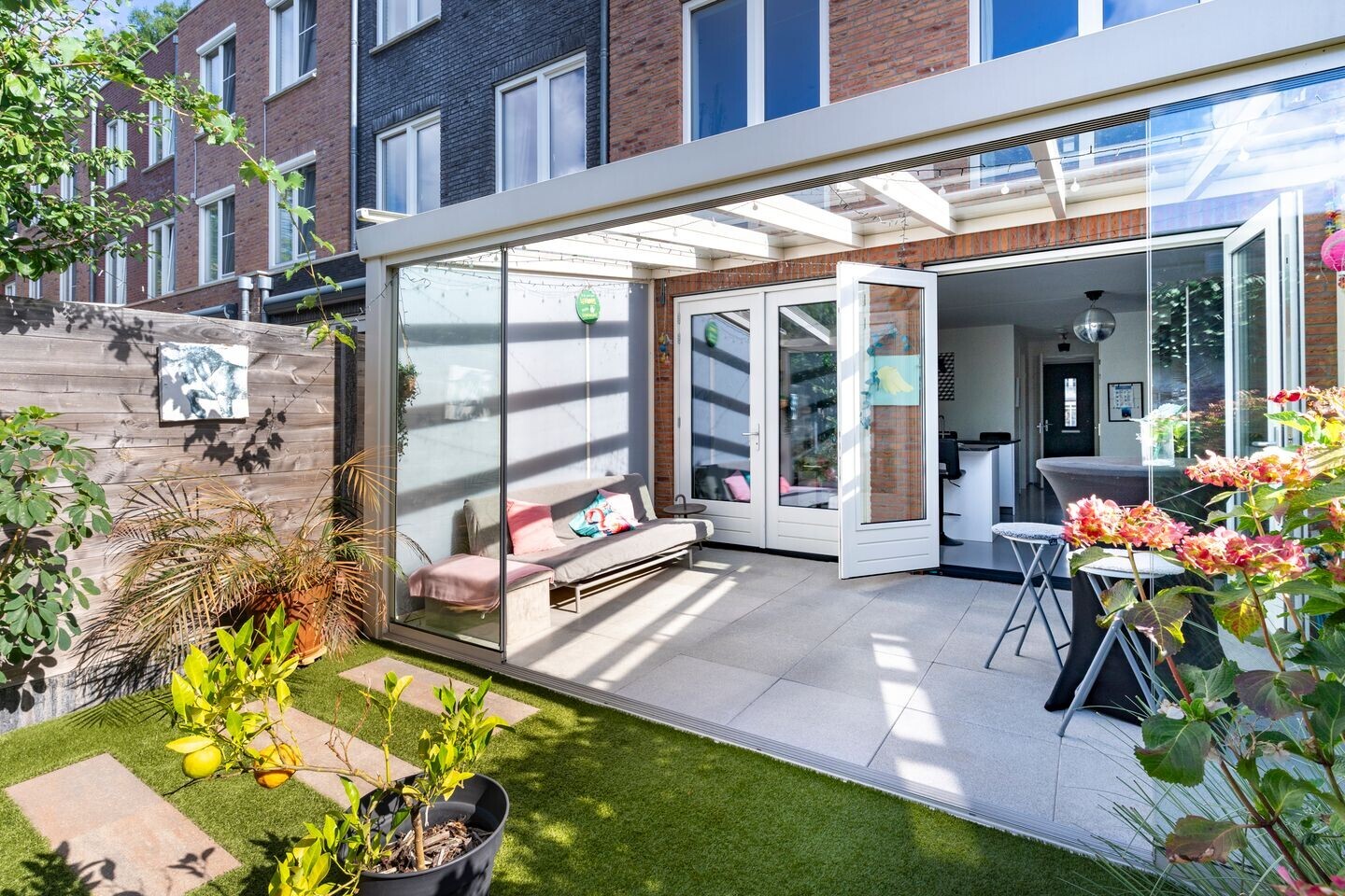 Tussenwoning te koop: Handelskade 13-15, Nieuwegein