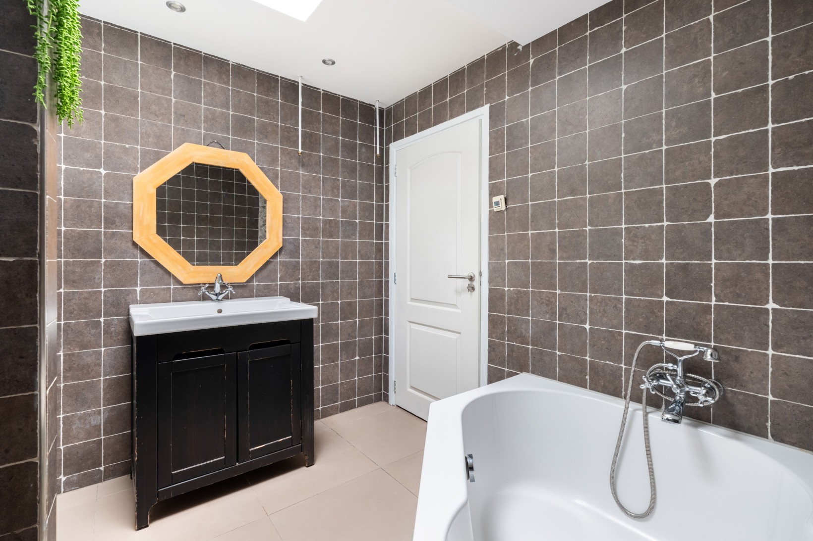Hoekwoning te koop: Handelskade 44, Nieuwegein