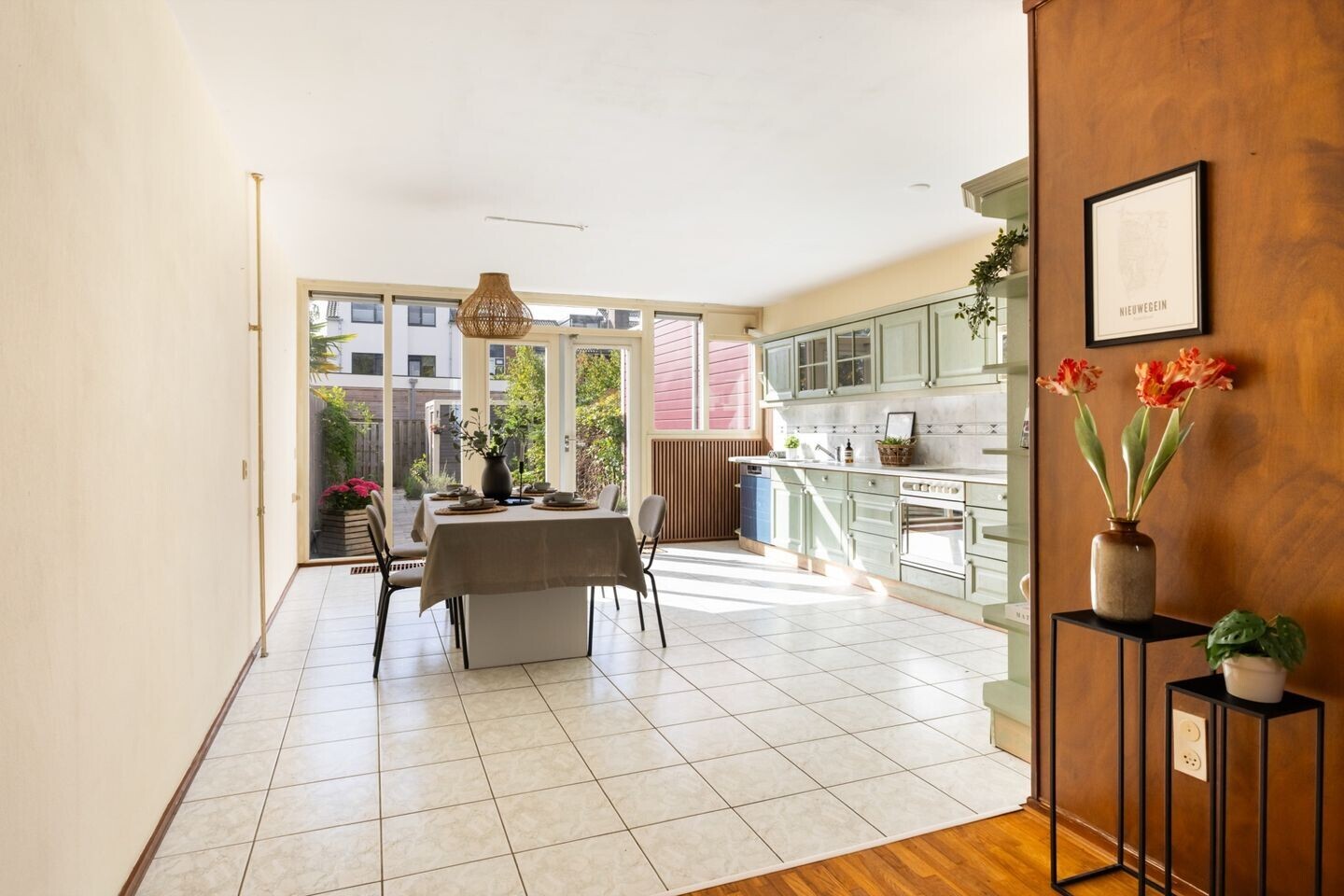 Tussenwoning te koop: Graaf Ferdinandlaan 6, Nieuwegein