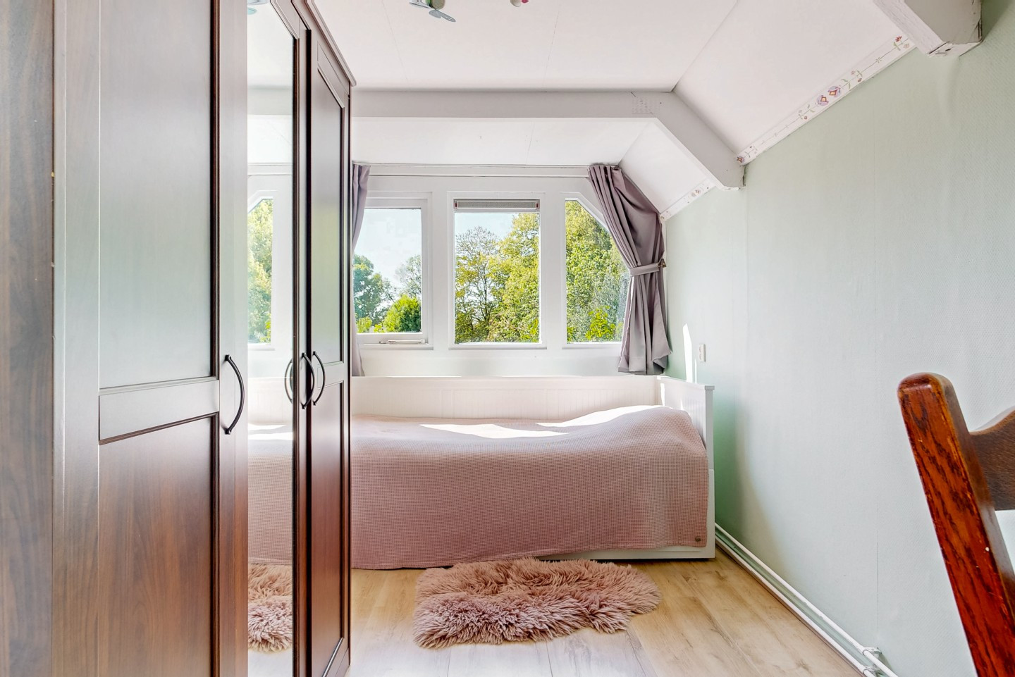 Tussenwoning te koop: Graaf Diederiklaan 8, Nieuwegein