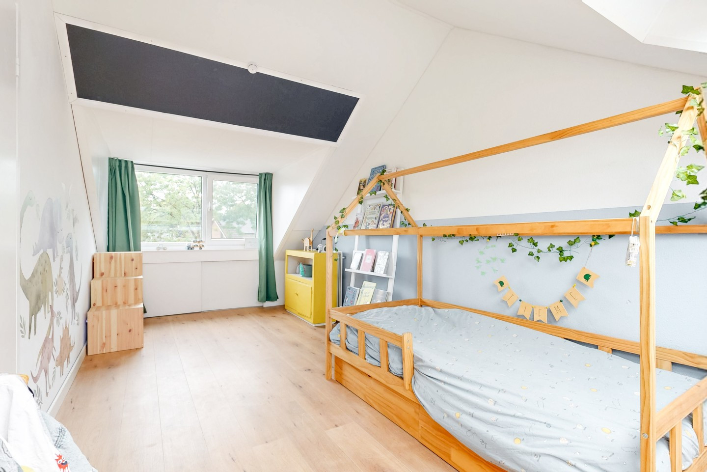 Tussenwoning te koop: Reigersbek 126, Nieuwegein