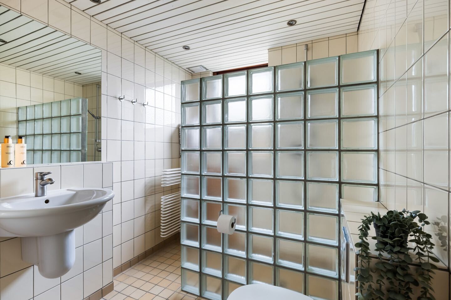Tussenwoning te koop: Braamsluiper 13, Nieuwegein