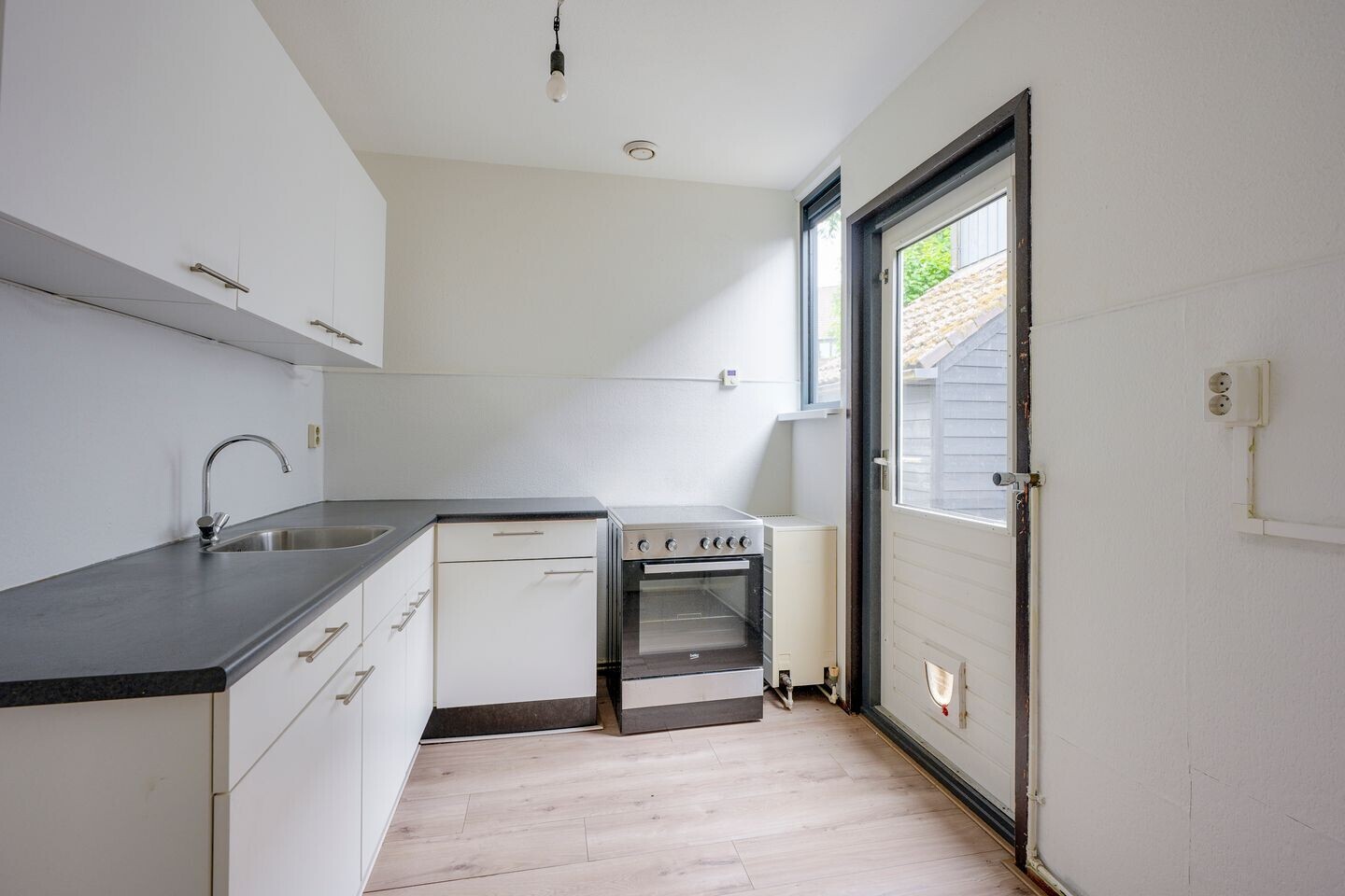 Tussenwoning te koop: Houtduif 1, Nieuwegein
