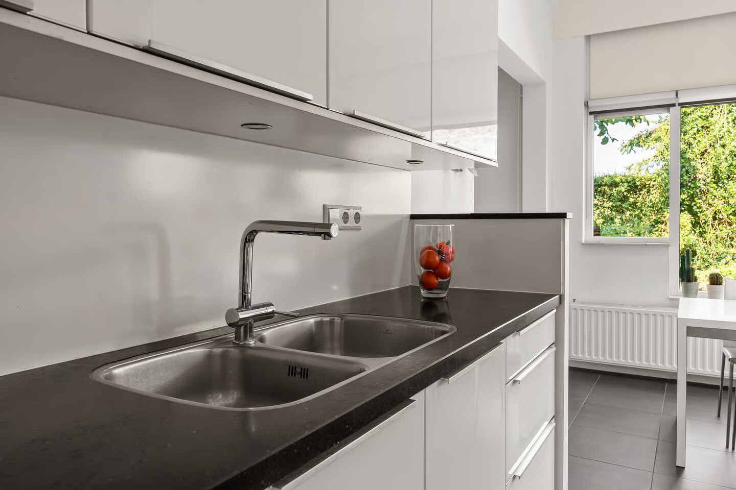 Tussenwoning te koop: IJsselsteinseweg 54, Nieuwegein