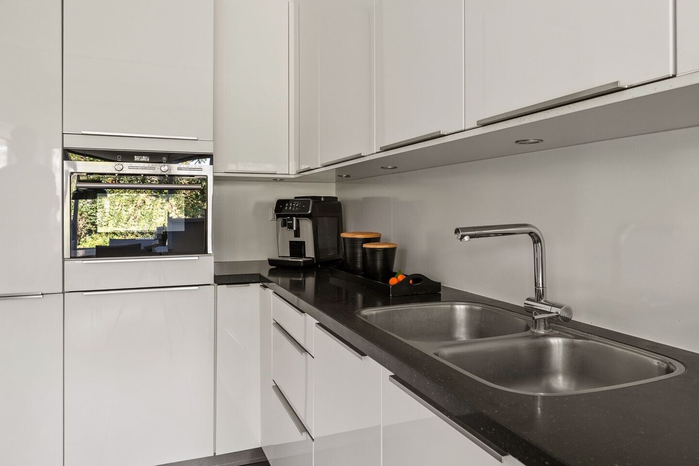 Tussenwoning te koop: IJsselsteinseweg 54, Nieuwegein