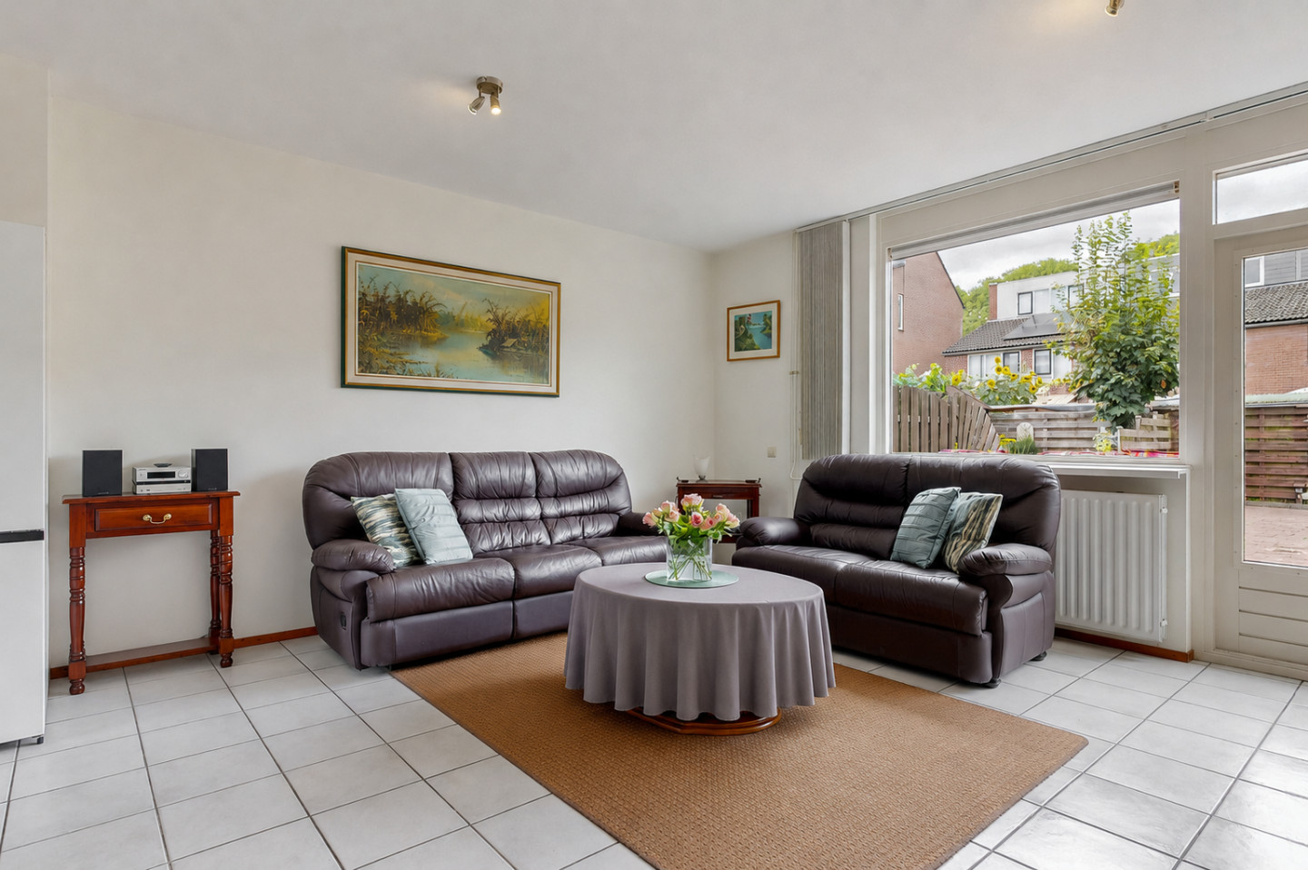Tussenwoning te koop: Rechthuisdrift 61, Nieuwegein