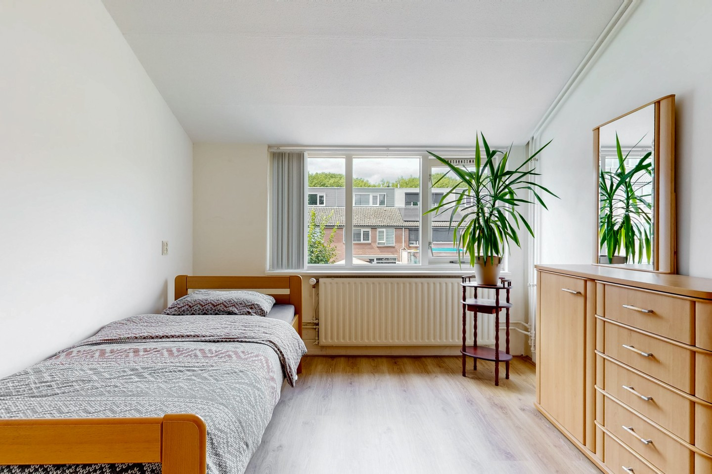Tussenwoning te koop: Rechthuisdrift 61, Nieuwegein