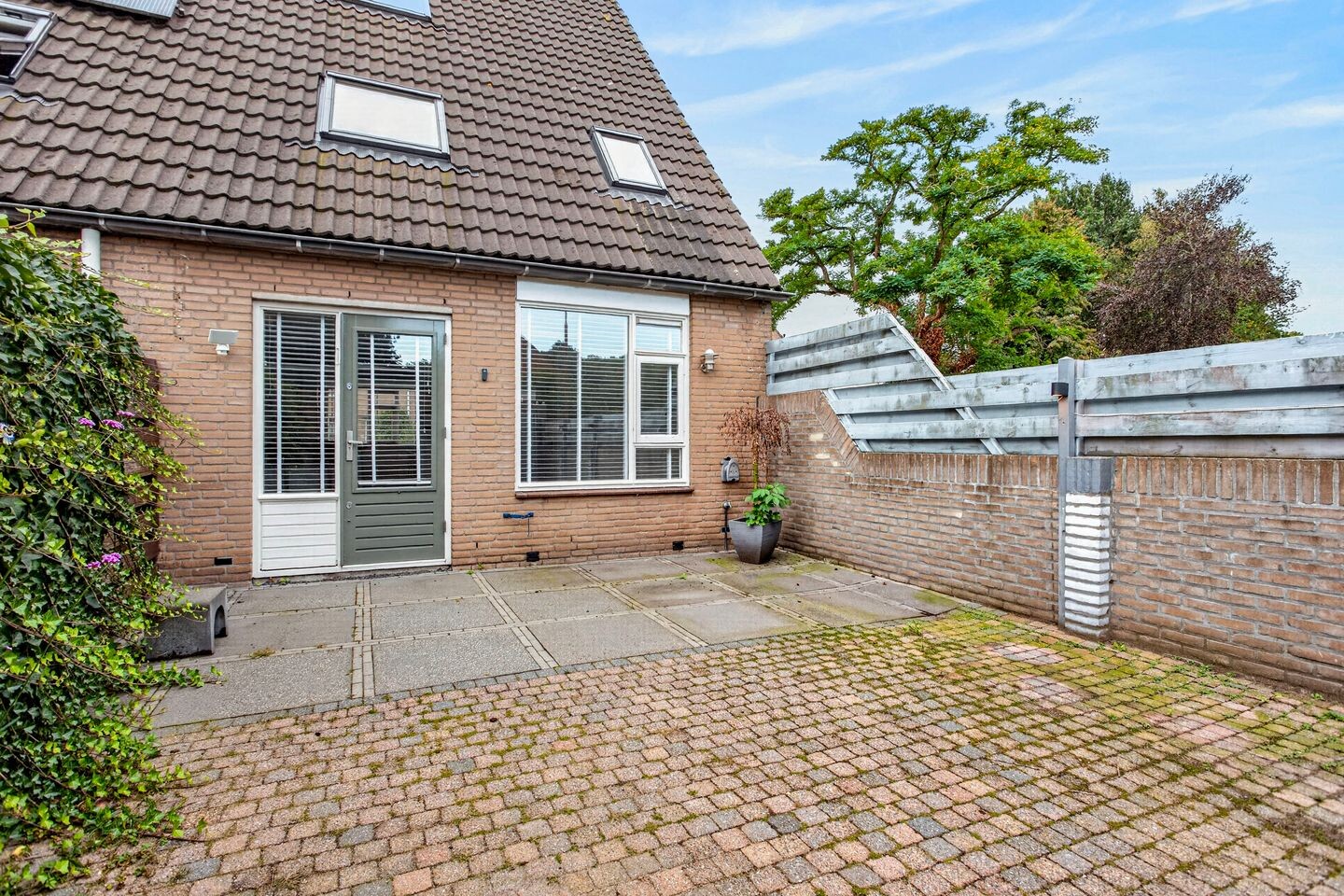Hoekwoning te koop: Hindeweide 1, Nieuwegein