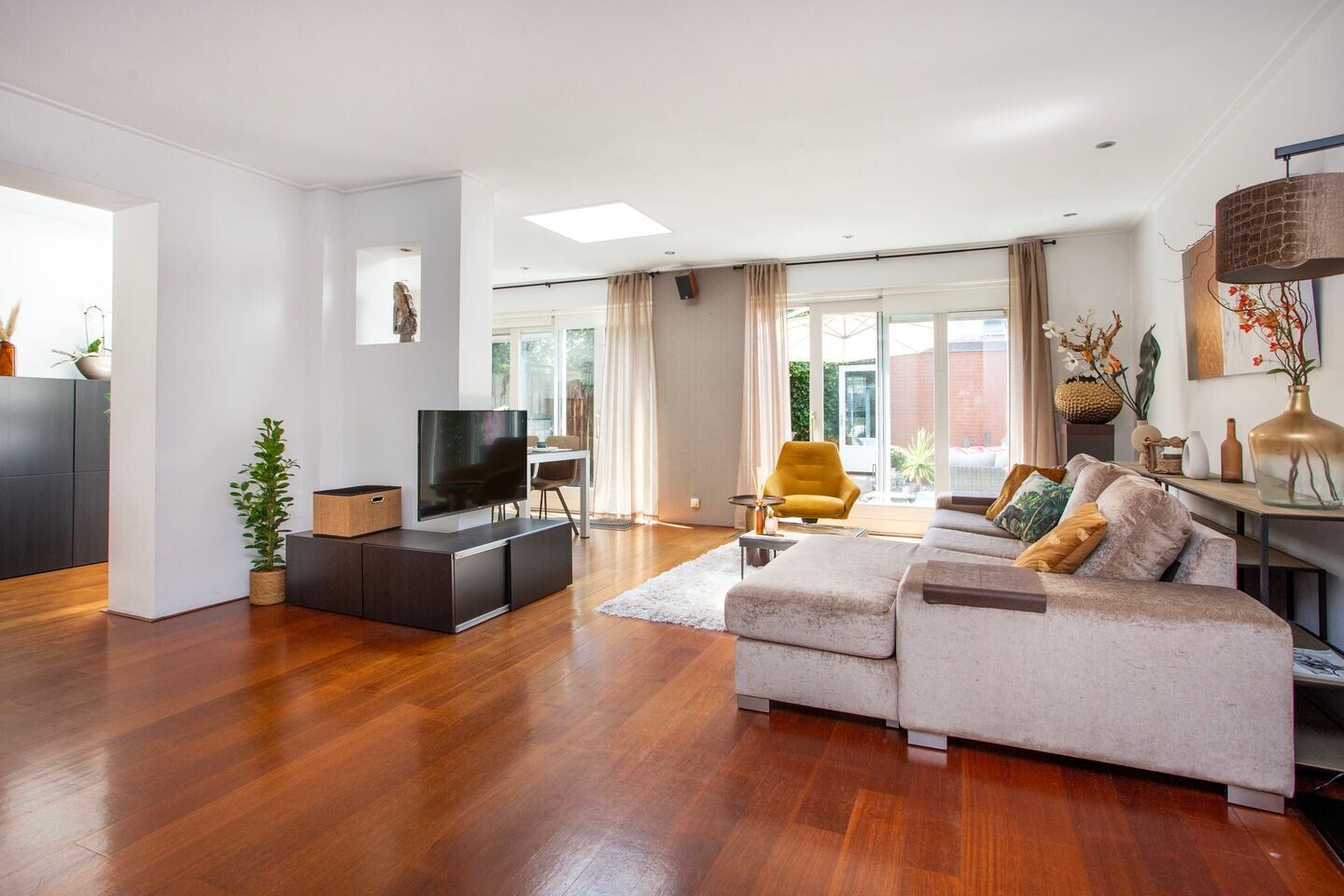 Hoekwoning te koop: Theo Thijssenhove 21, Nieuwegein