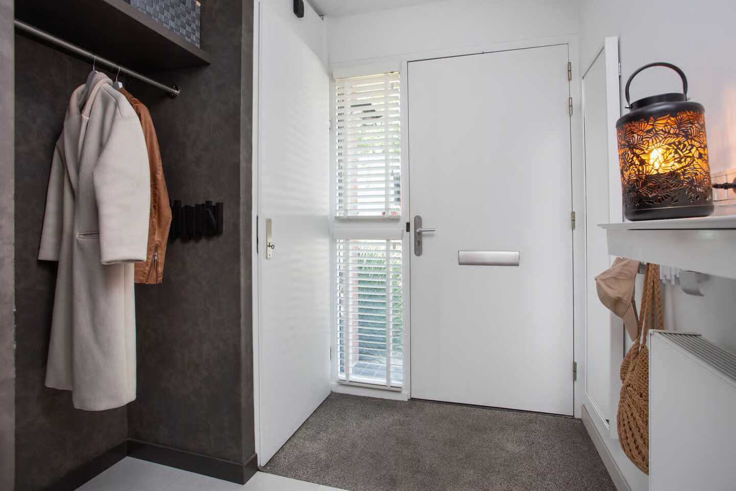 Hoekwoning te koop: Theo Thijssenhove 21, Nieuwegein