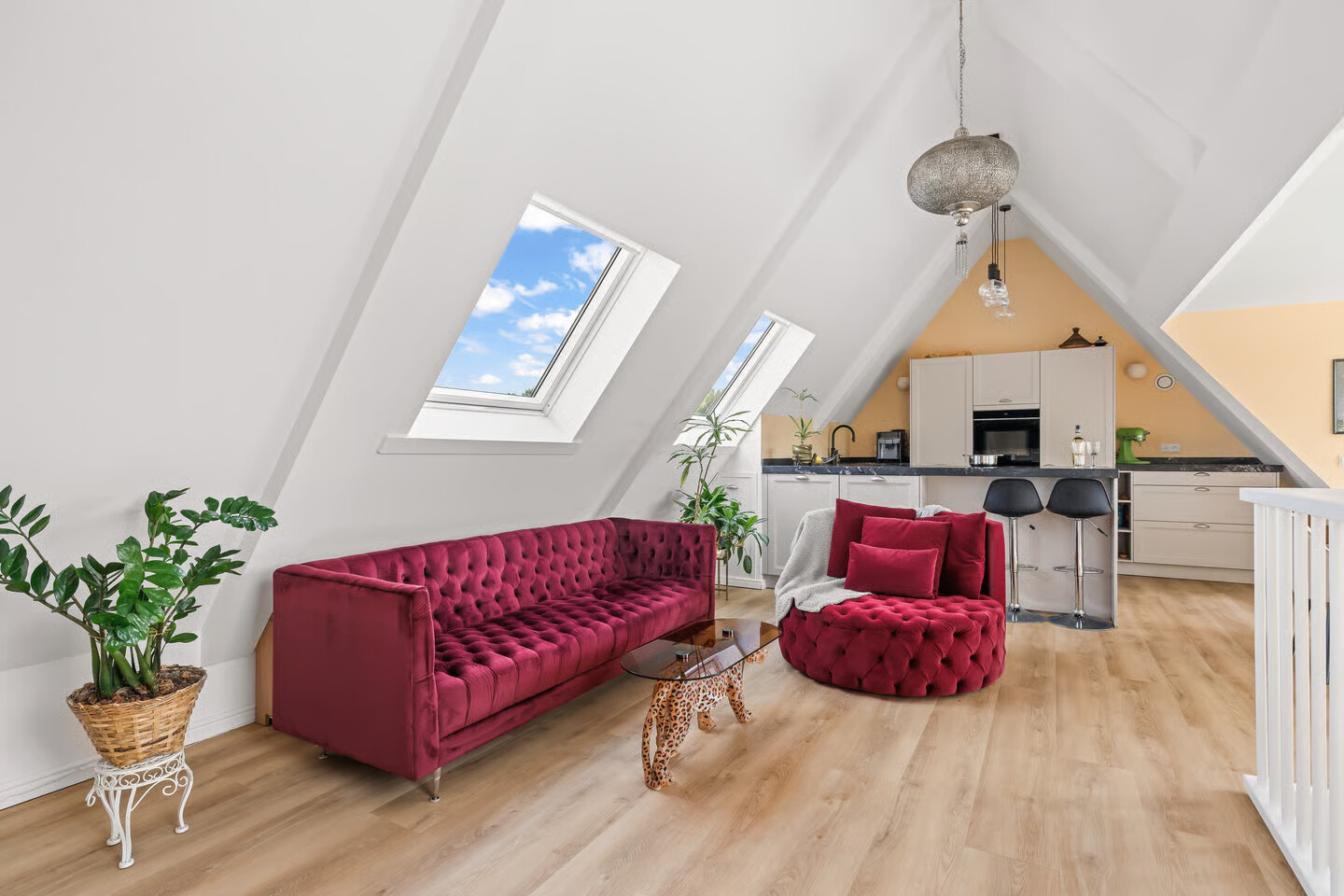 Appartement te koop: Utrechtsestraatweg 2-8, Nieuwegein