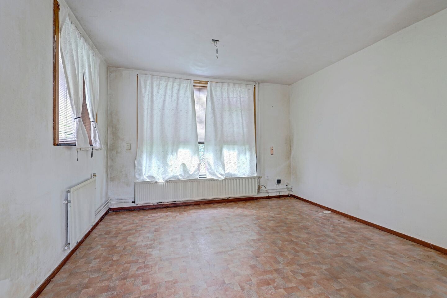 Hoekwoning te koop: Dr. Ariënsstraat 11, Nieuwegein