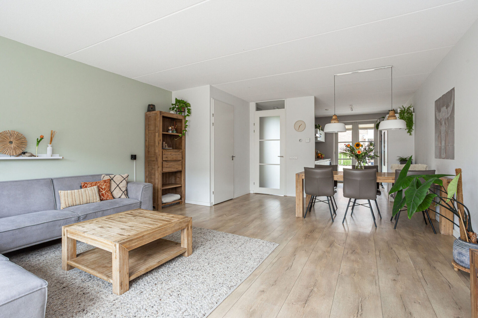 Tussenwoning te koop: Vlierhoeve 78, Nieuwegein