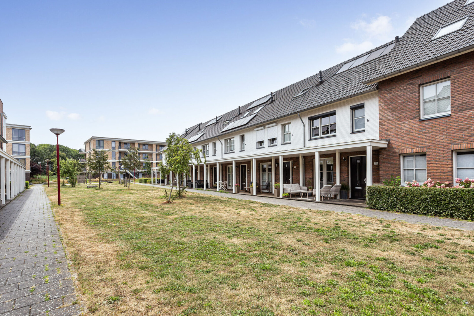 Tussenwoning te koop: Vlierhoeve 78, Nieuwegein