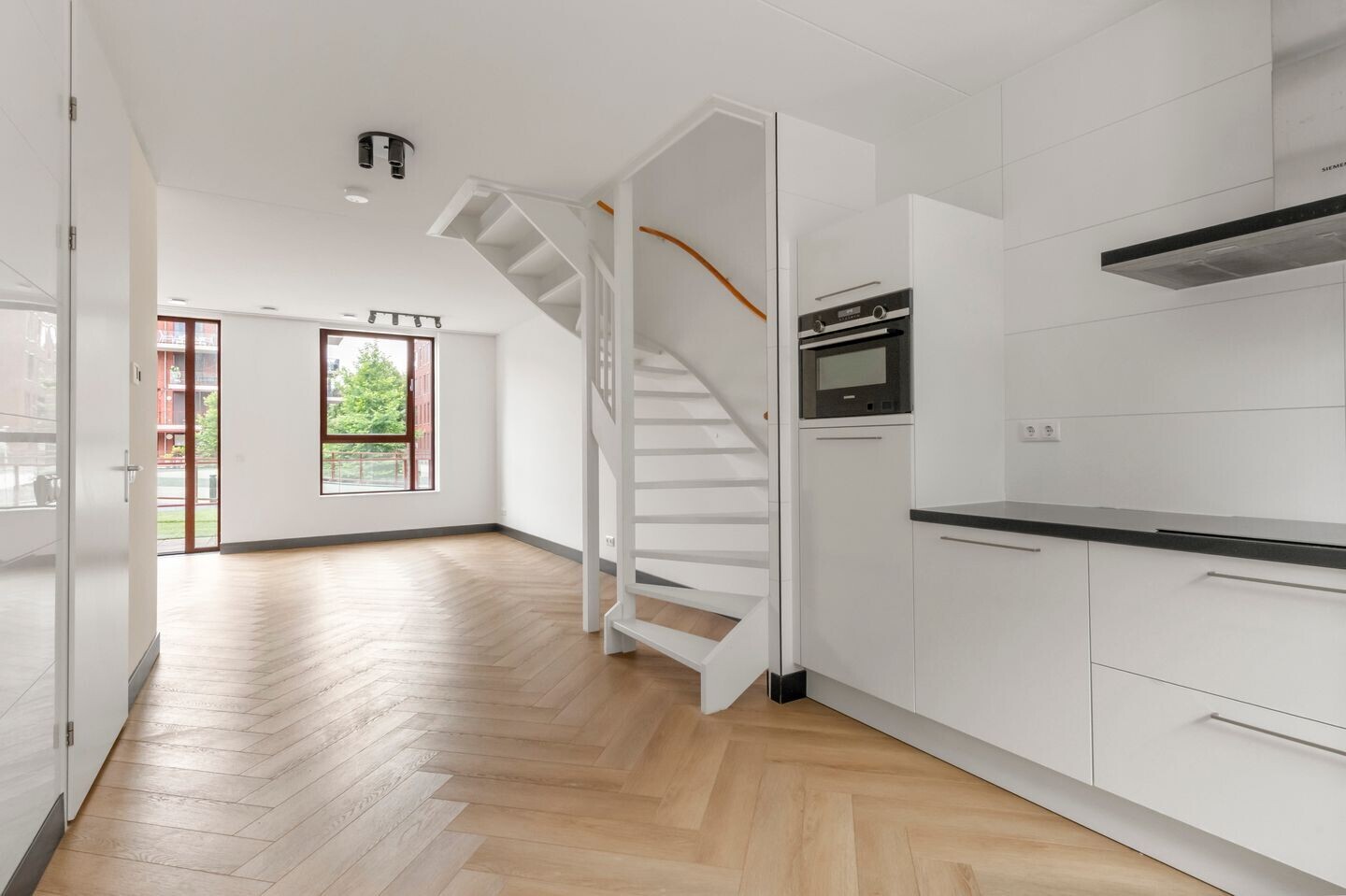 Hoekwoning te koop: Fultonbaan 1-11, Nieuwegein