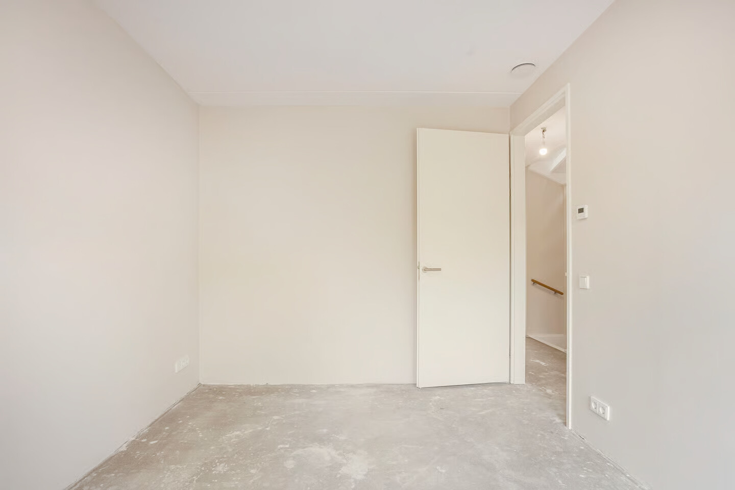 Tussenwoning te koop: Laan van Heemstede 3, Nieuwegein