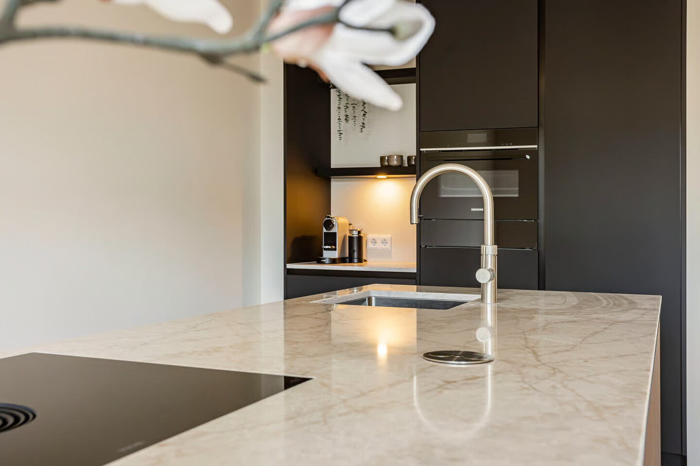Tussenwoning te koop: Laan van Heemstede 3, Nieuwegein
