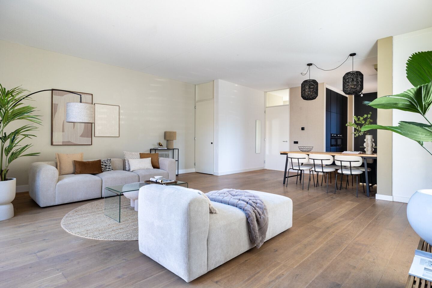 Tussenwoning te koop: Van Oudheusdenstraat 10, Woerden
