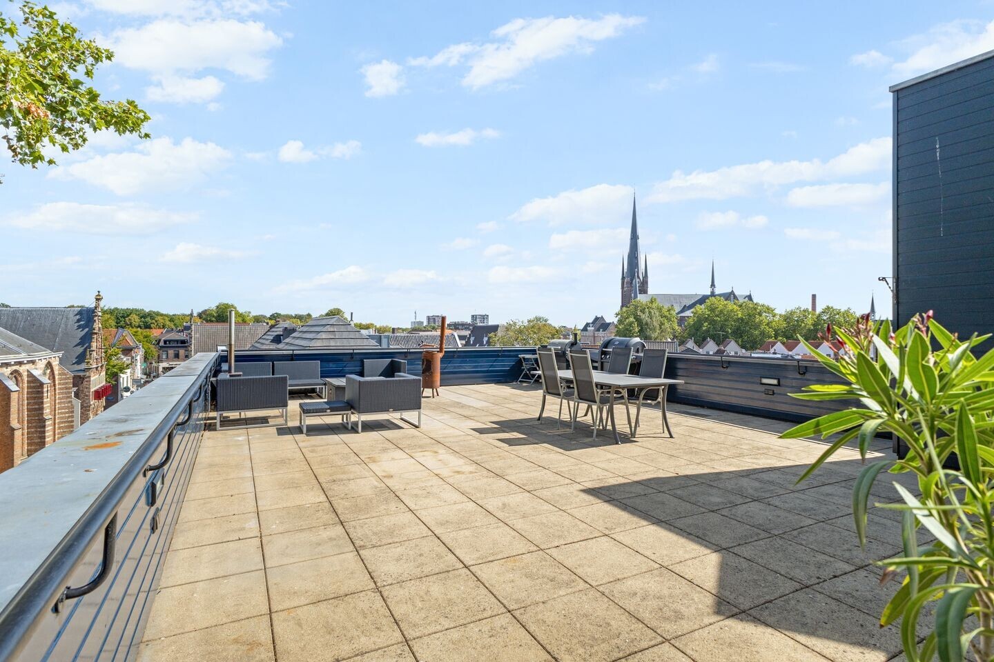Appartement te koop: Hogewoerd 1H, Woerden