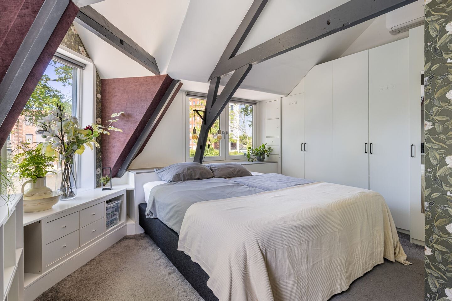 Hoekwoning te koop: Singel 33, Woerden