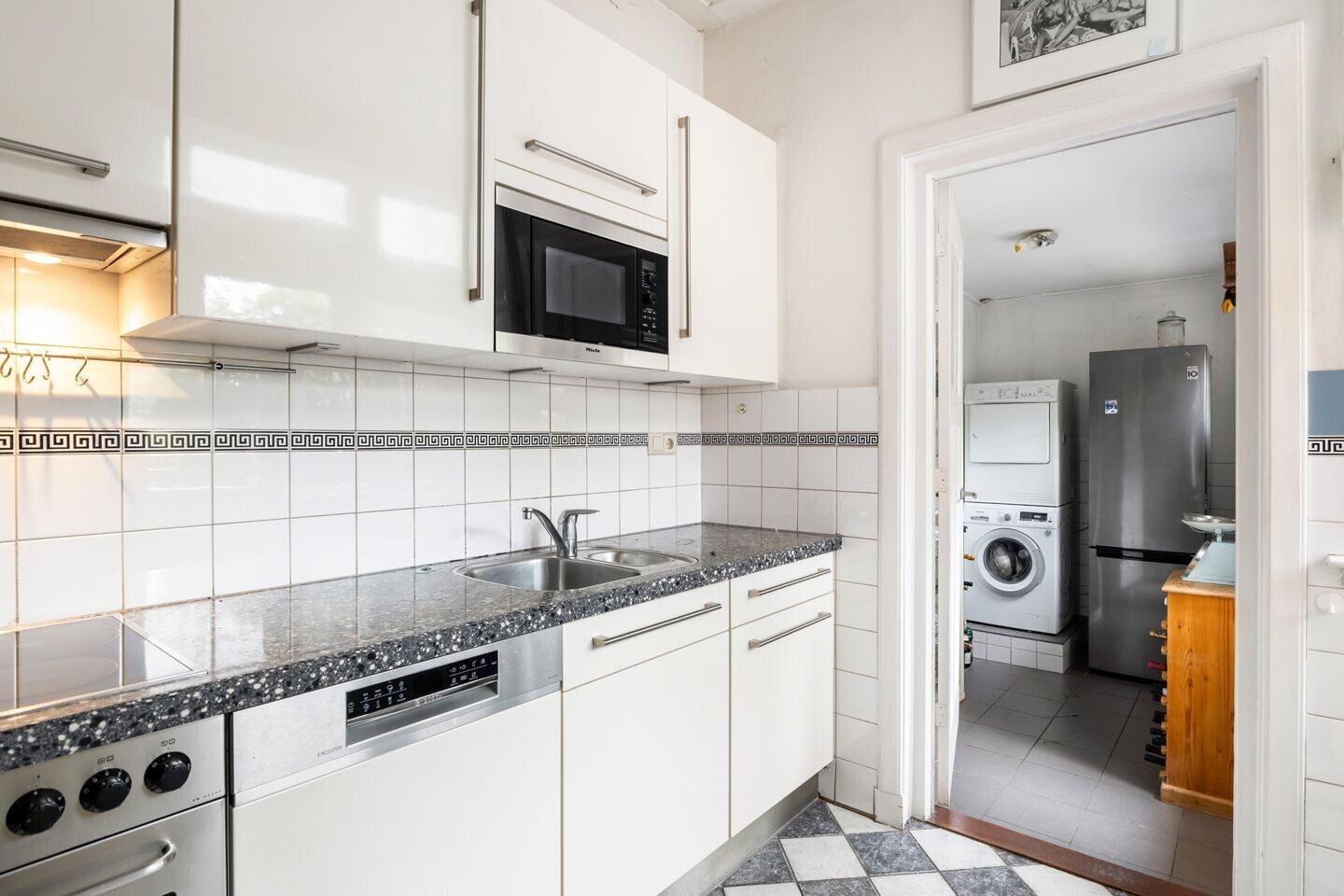 Twee-onder-één-kap te koop: Singel 94, Woerden