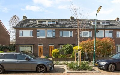 Leliestraat 32