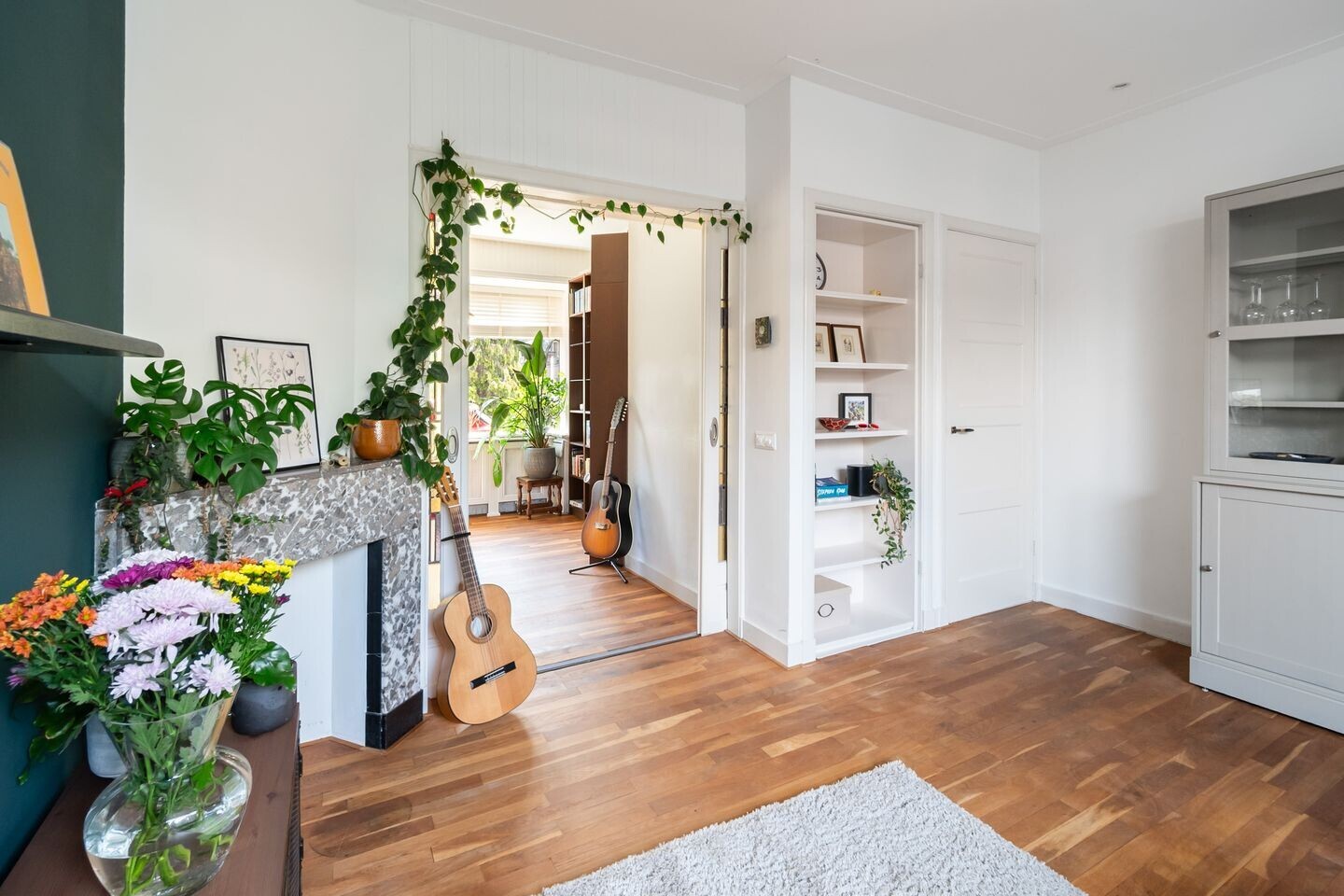 Tussenwoning te koop: Dahliastraat 10, Woerden