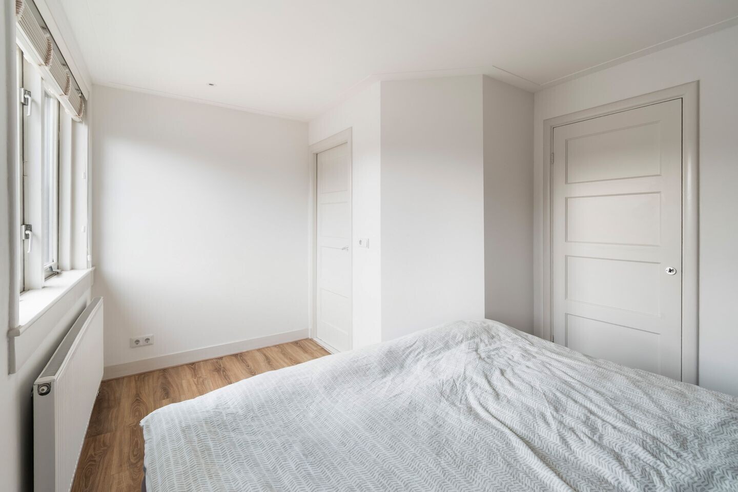 Tussenwoning te koop: Dahliastraat 10, Woerden