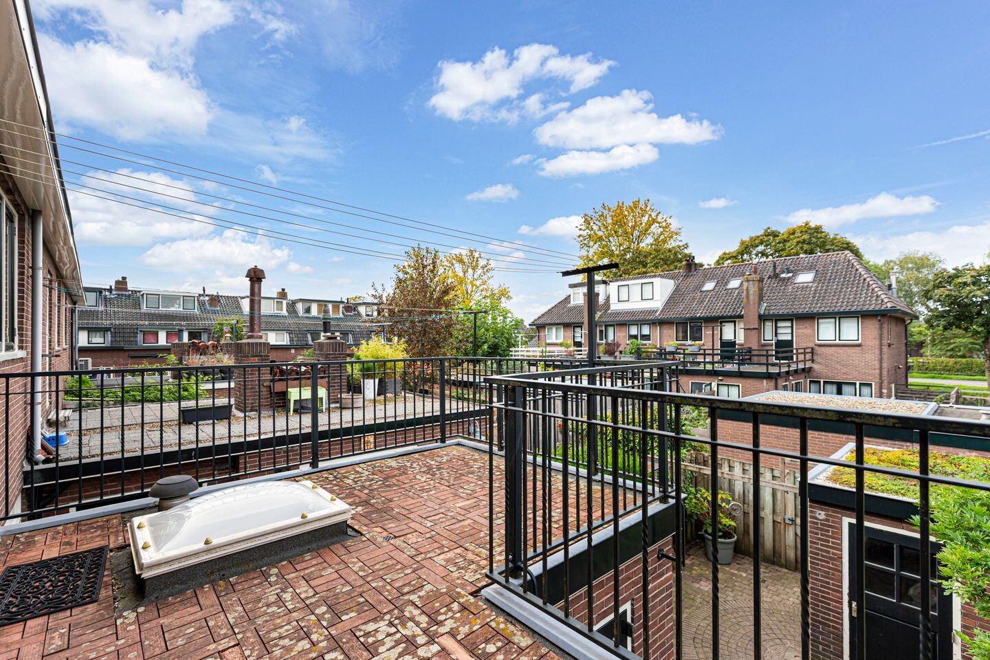 Tussenwoning te koop: Dahliastraat 34, Woerden