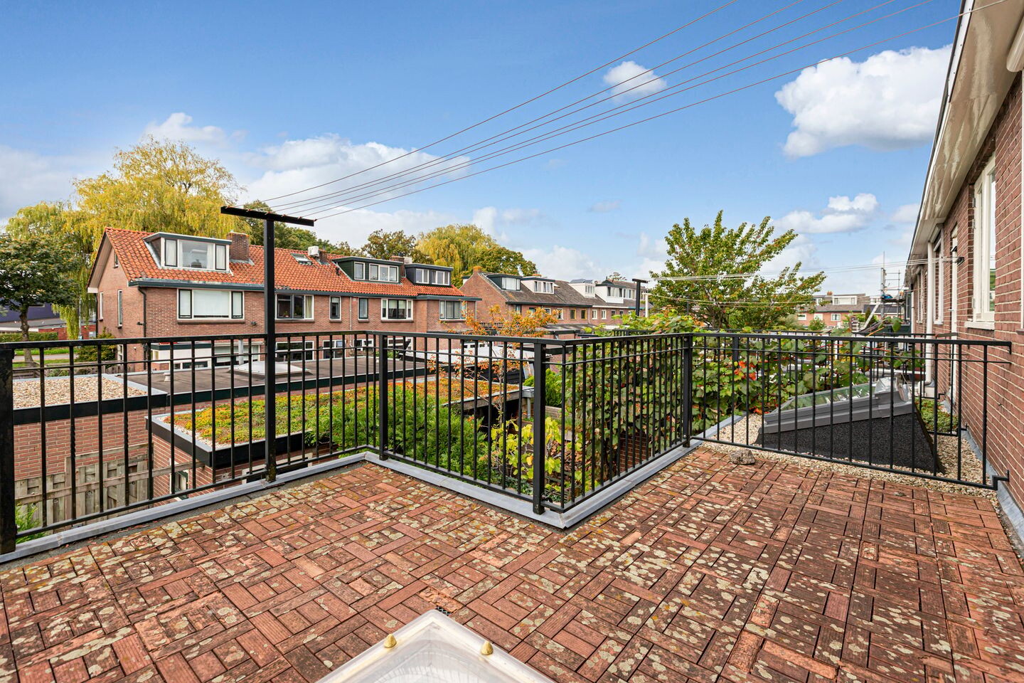 Tussenwoning te koop: Dahliastraat 34, Woerden