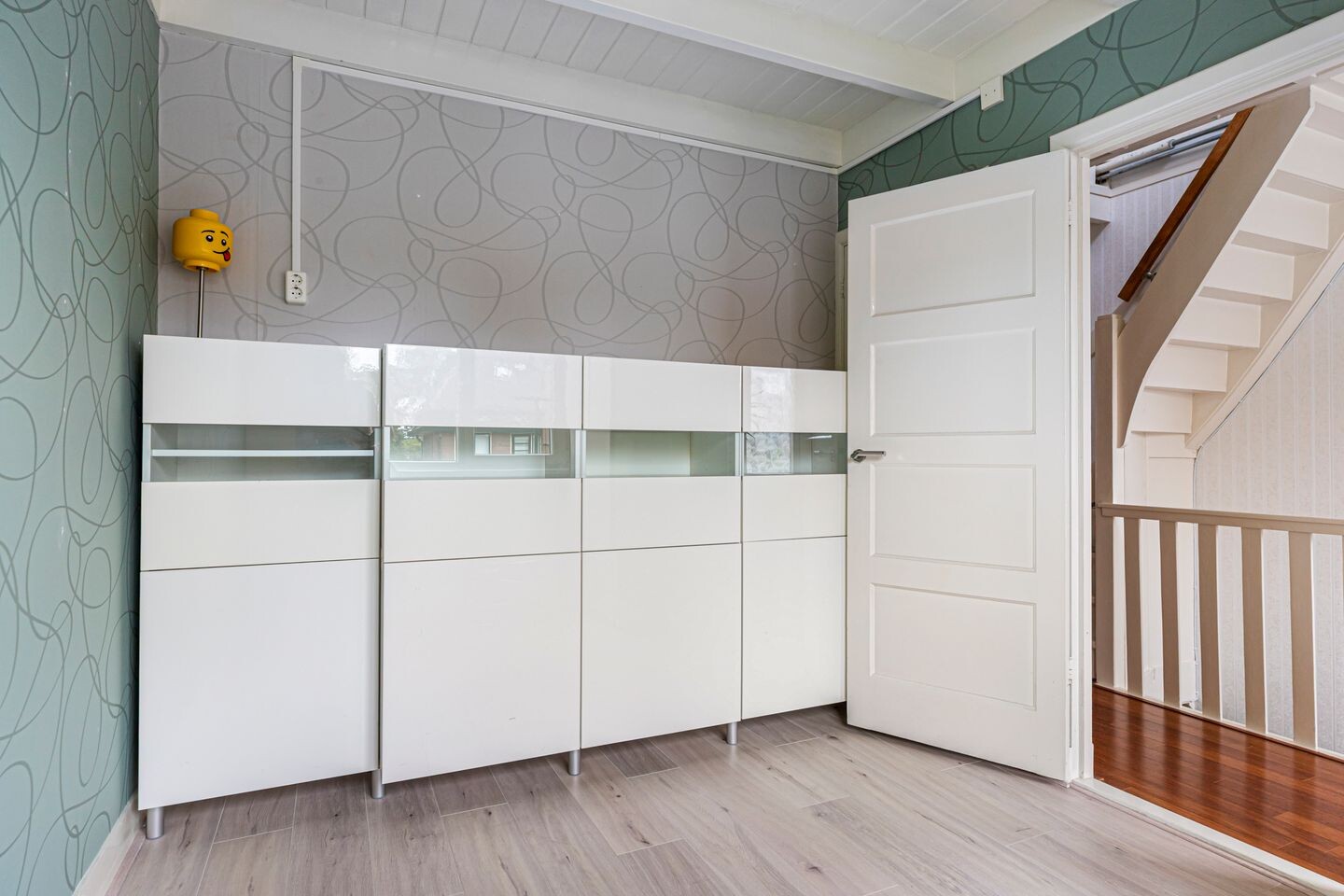 Tussenwoning te koop: Dahliastraat 34, Woerden