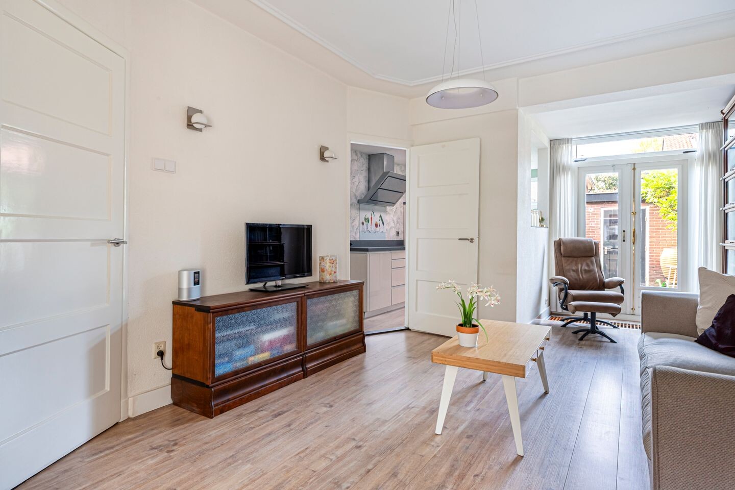 Tussenwoning te koop: Dahliastraat 34, Woerden