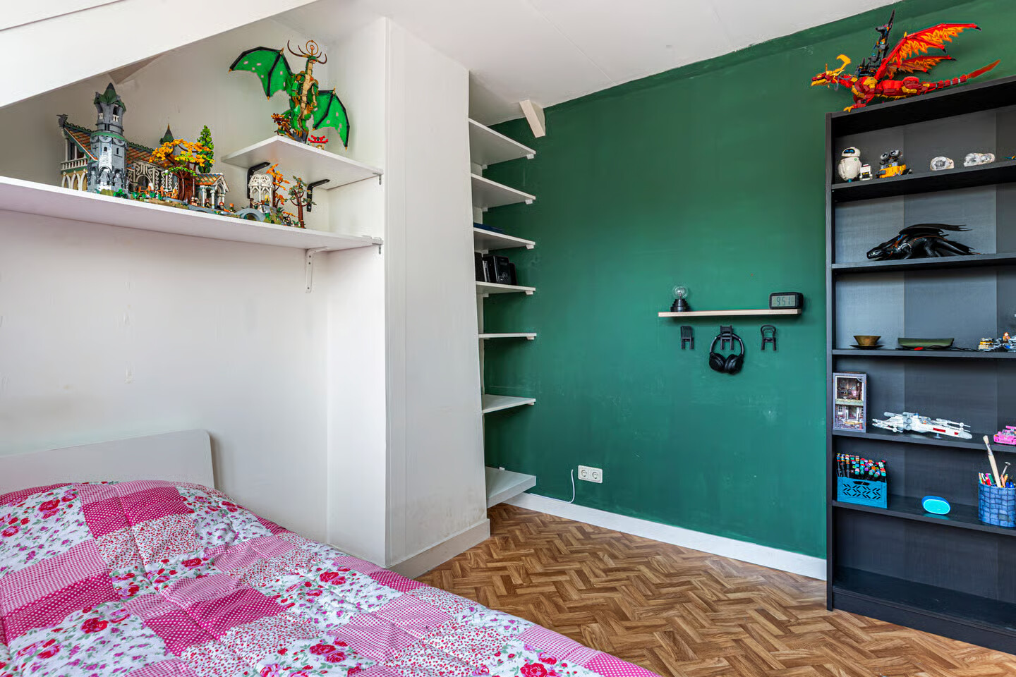 Tussenwoning te koop: Dahliastraat 34, Woerden
