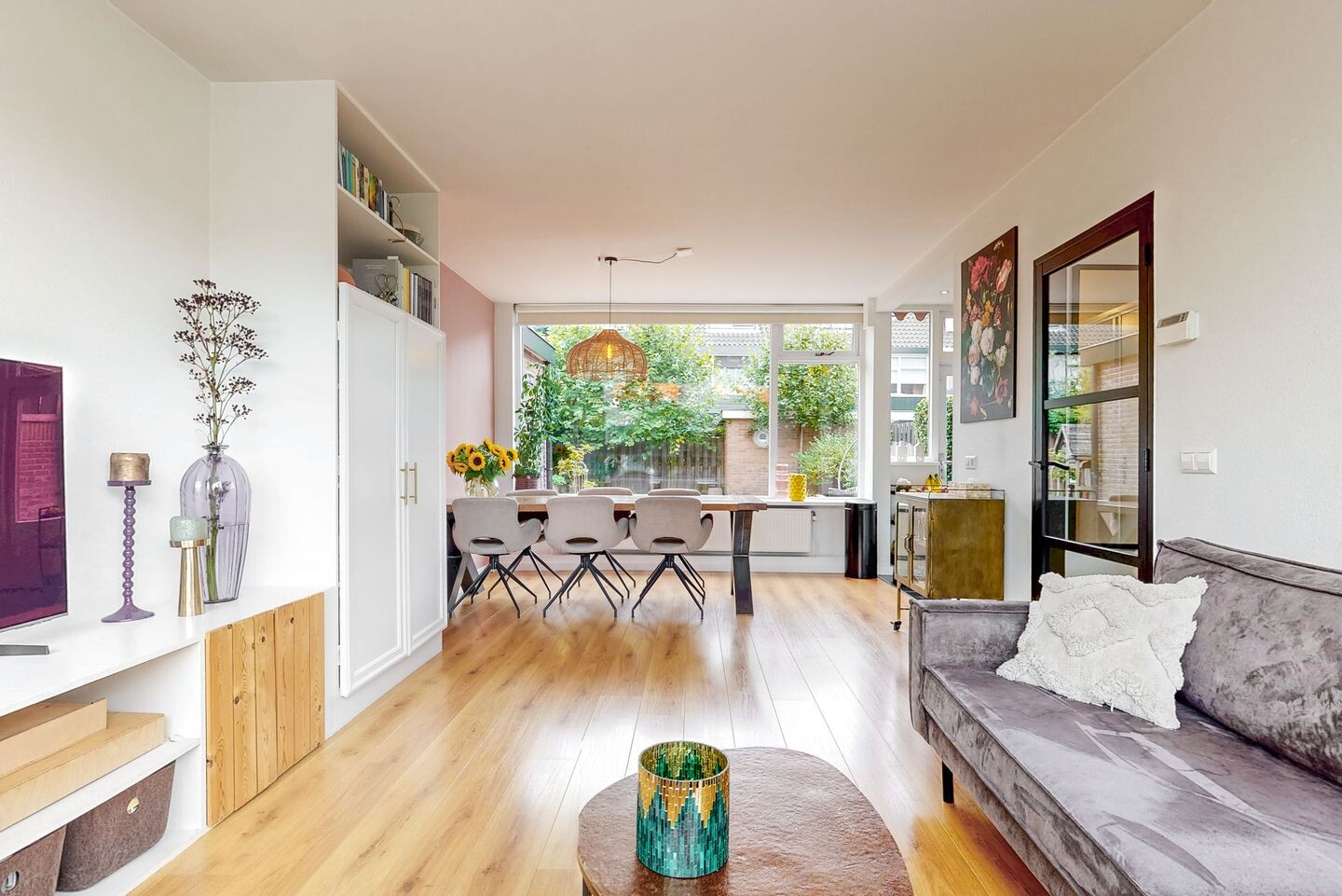 Tussenwoning te koop: Esdoornlaan 9, Woerden