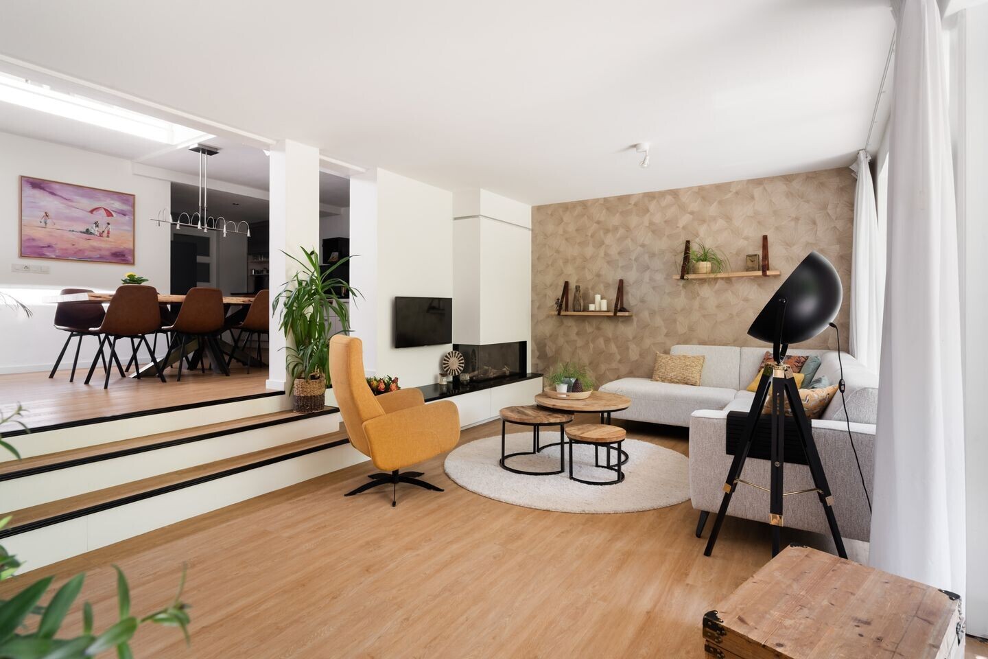 Tussenwoning te koop: Essenlaan 51, Woerden