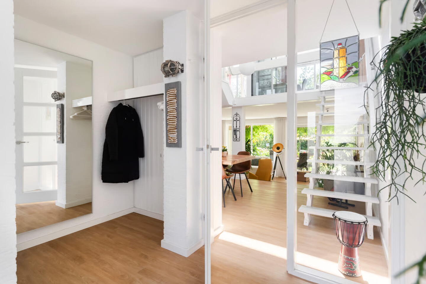 Tussenwoning te koop: Essenlaan 51, Woerden