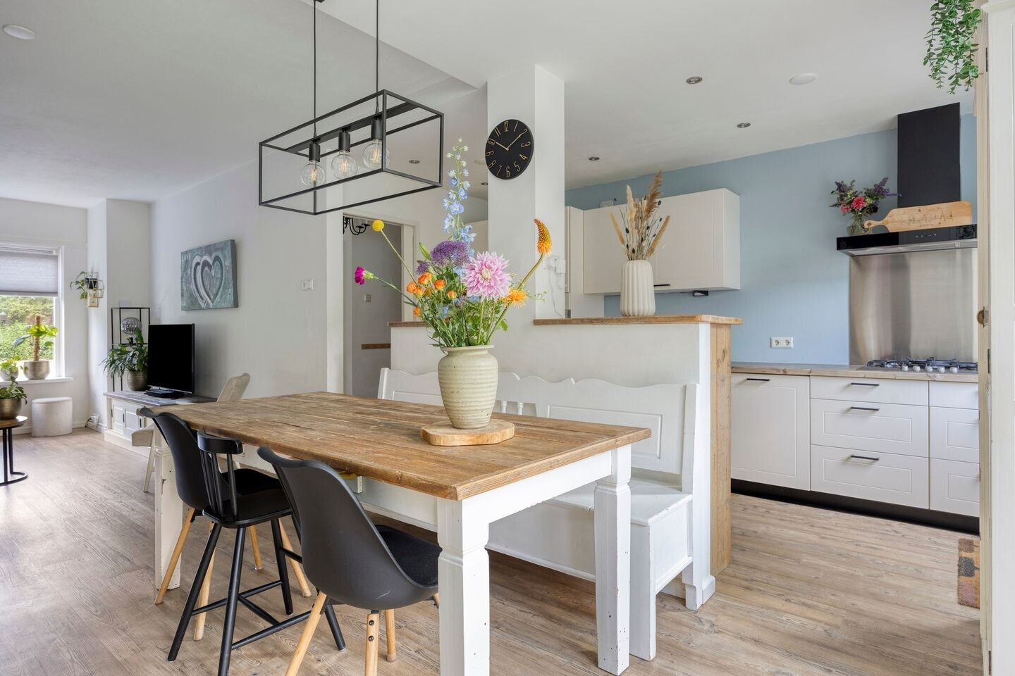 Tussenwoning te koop: Geraniumstraat 17, Woerden