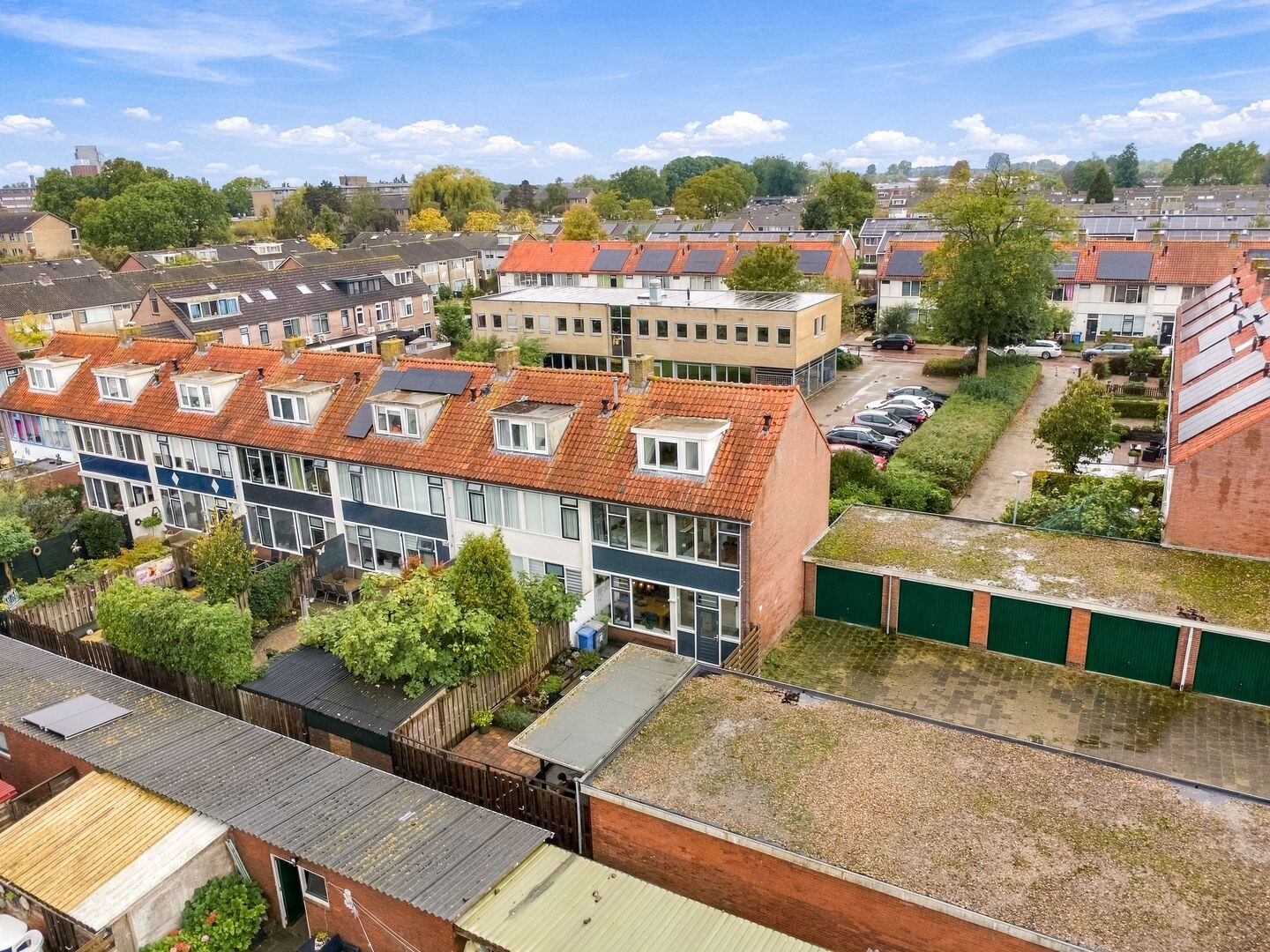 Tussenwoning te koop: Derkinderenstraat 14, Woerden