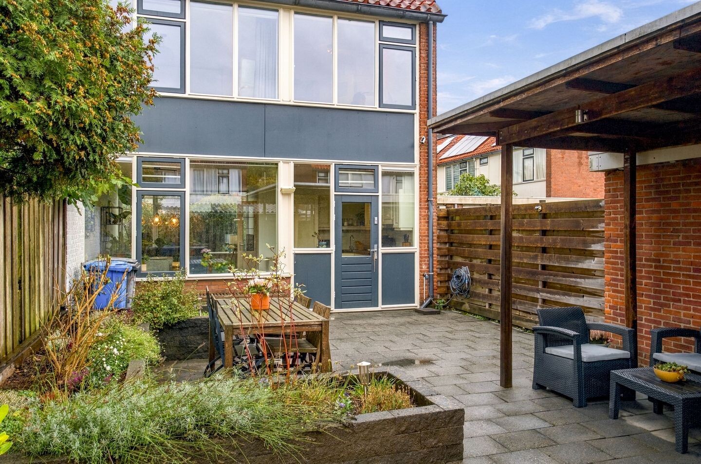 Tussenwoning te koop: Derkinderenstraat 14, Woerden