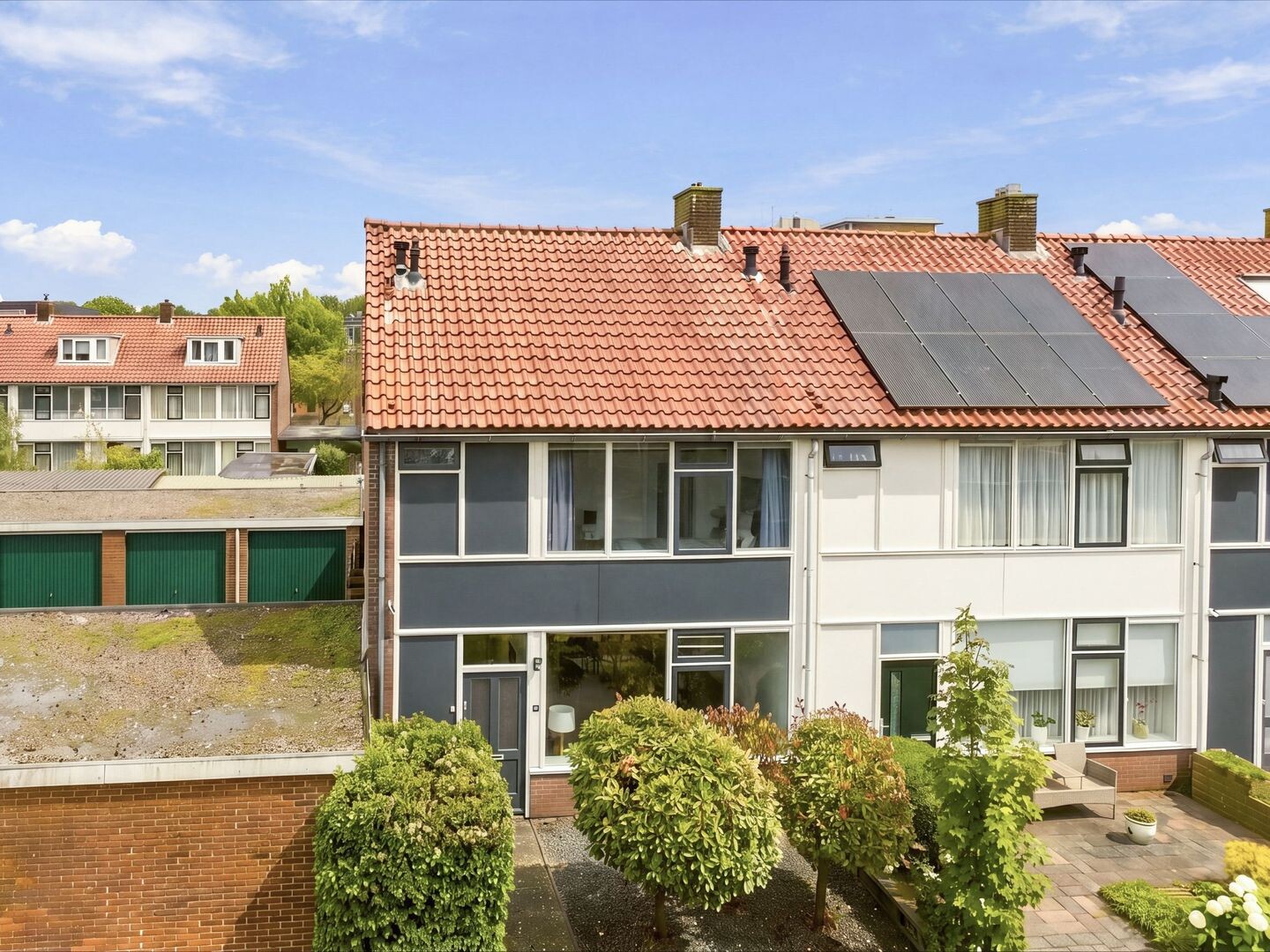 Tussenwoning te koop: Derkinderenstraat 14, Woerden