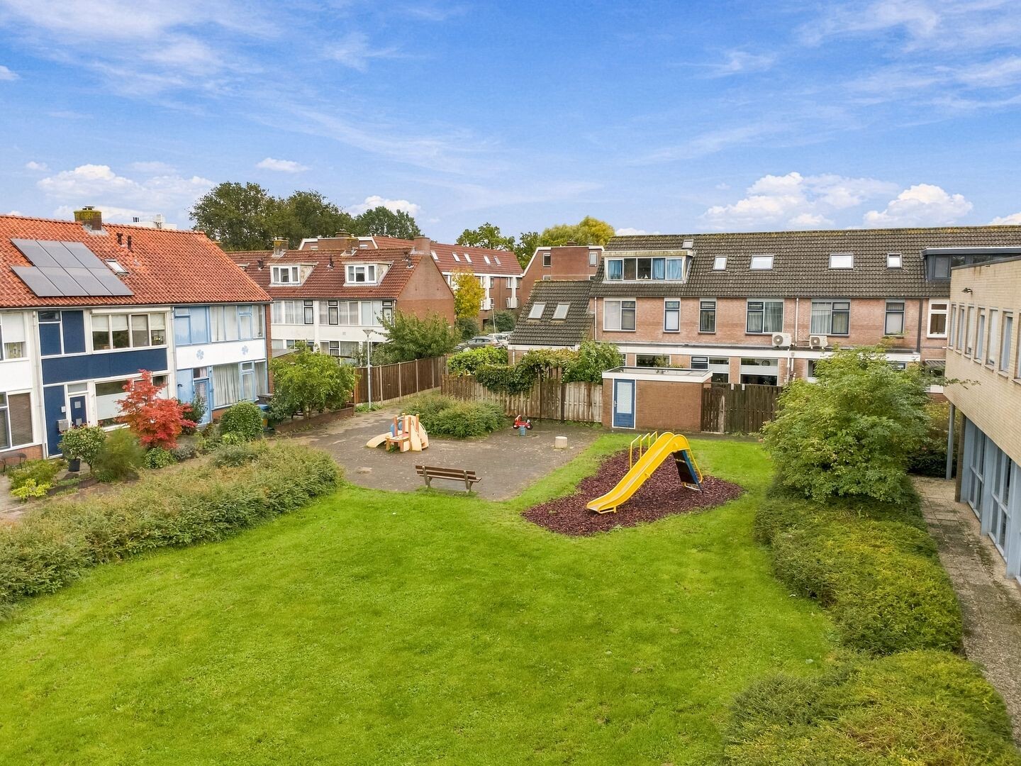 Tussenwoning te koop: Derkinderenstraat 14, Woerden