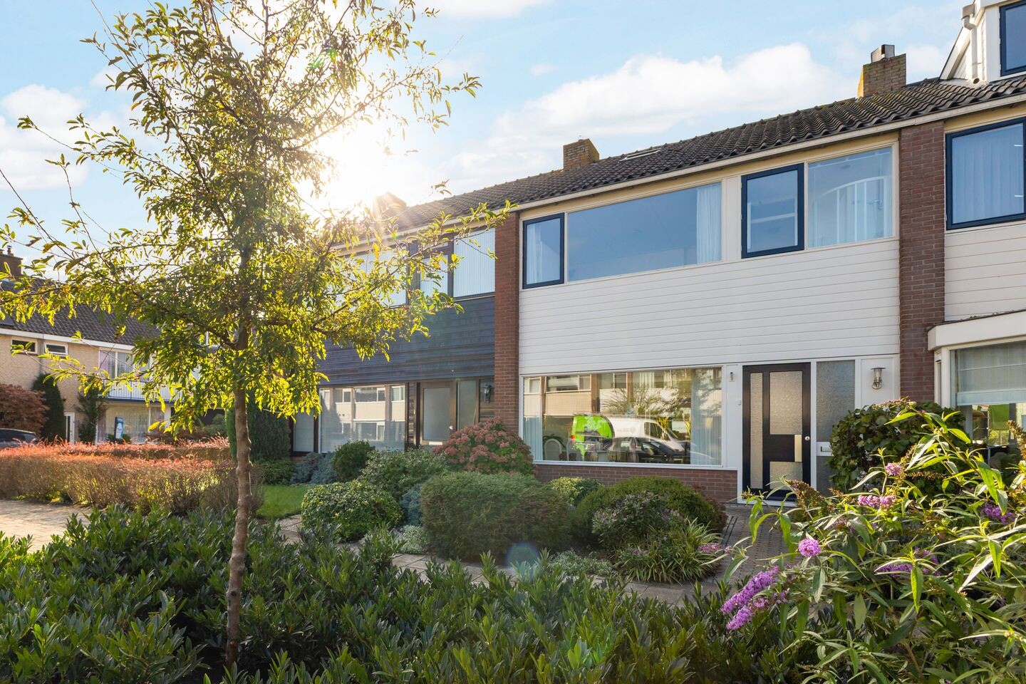 Tussenwoning te koop: Marius Bauerstraat 3, Woerden