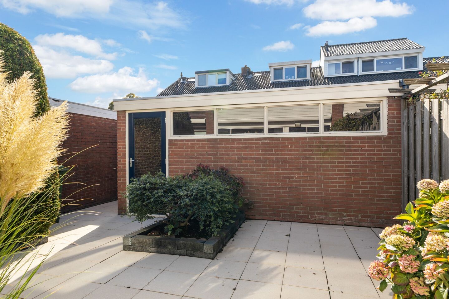 Tussenwoning te koop: Marius Bauerstraat 3, Woerden