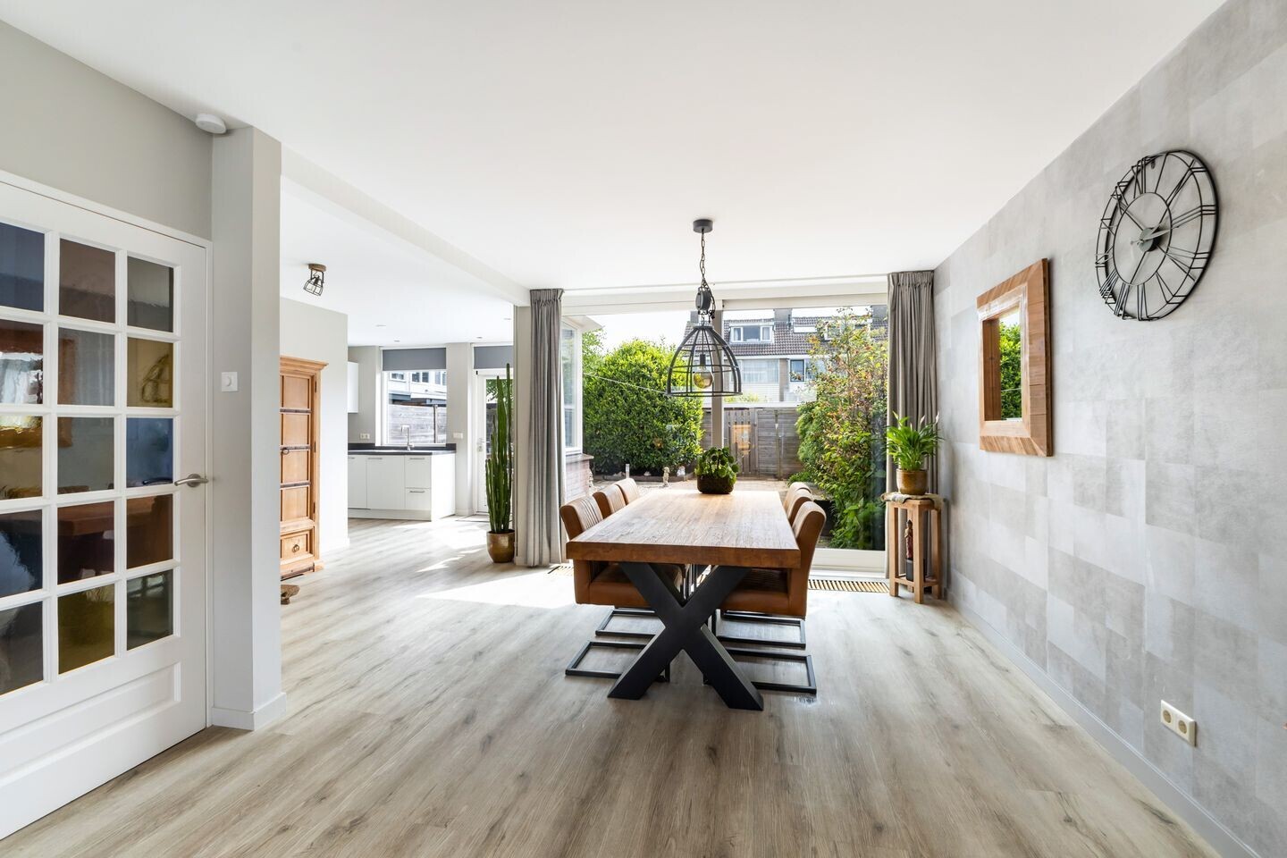 Hoekwoning te koop: Leo Gestelstraat 1, Woerden