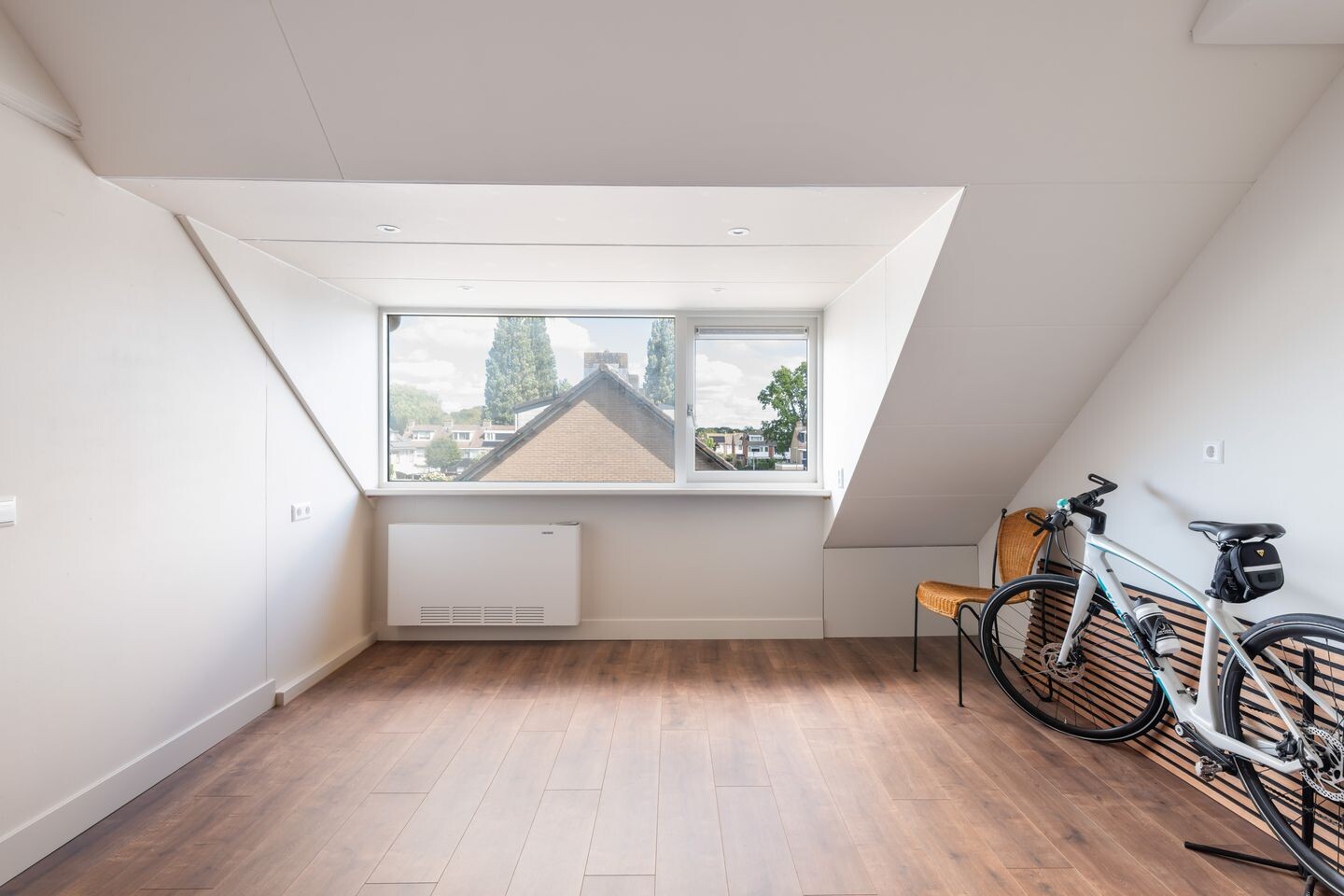 Hoekwoning te koop: Vreedenburghstraat 35, Woerden