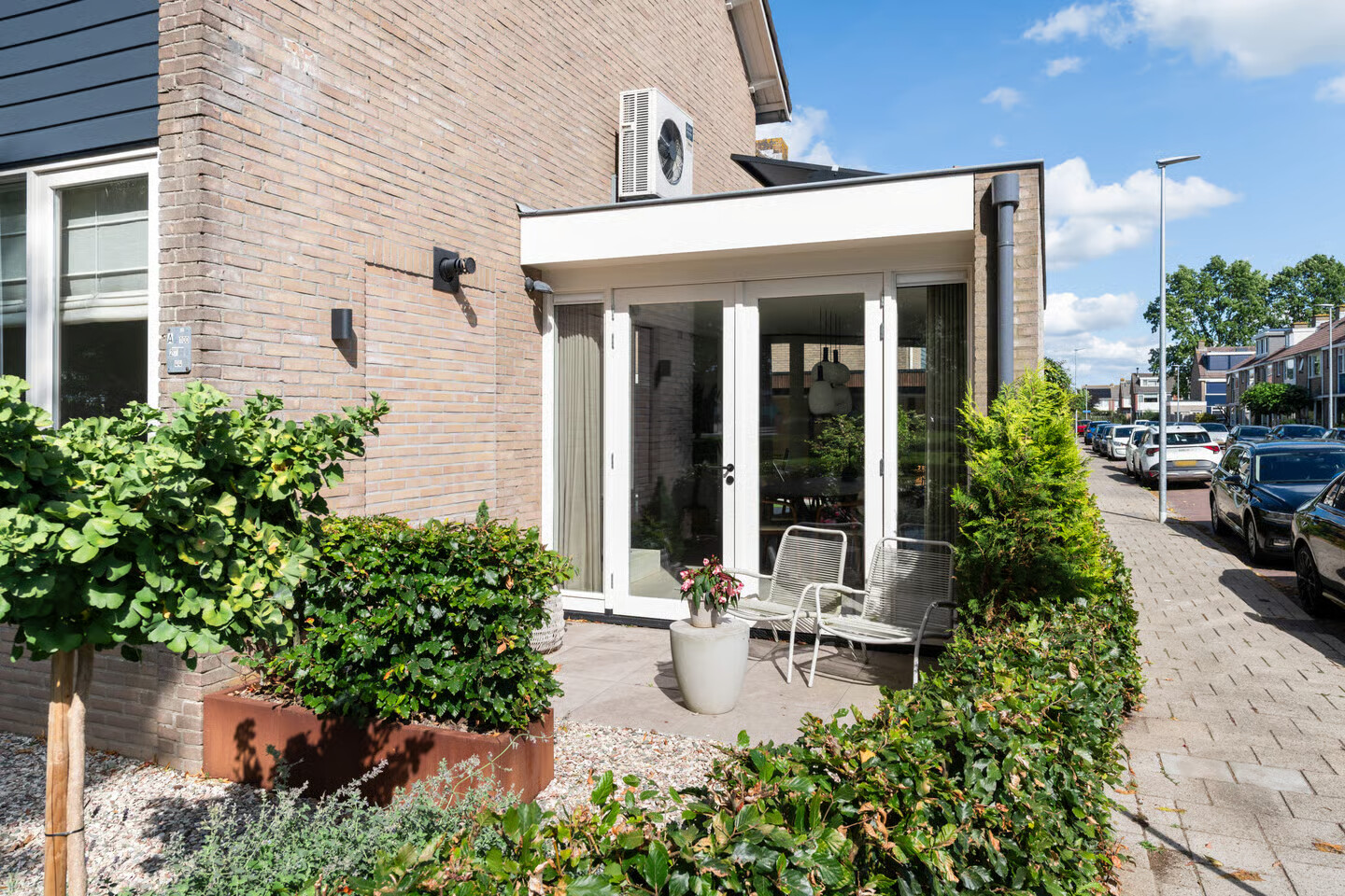 Hoekwoning te koop: Vreedenburghstraat 35, Woerden