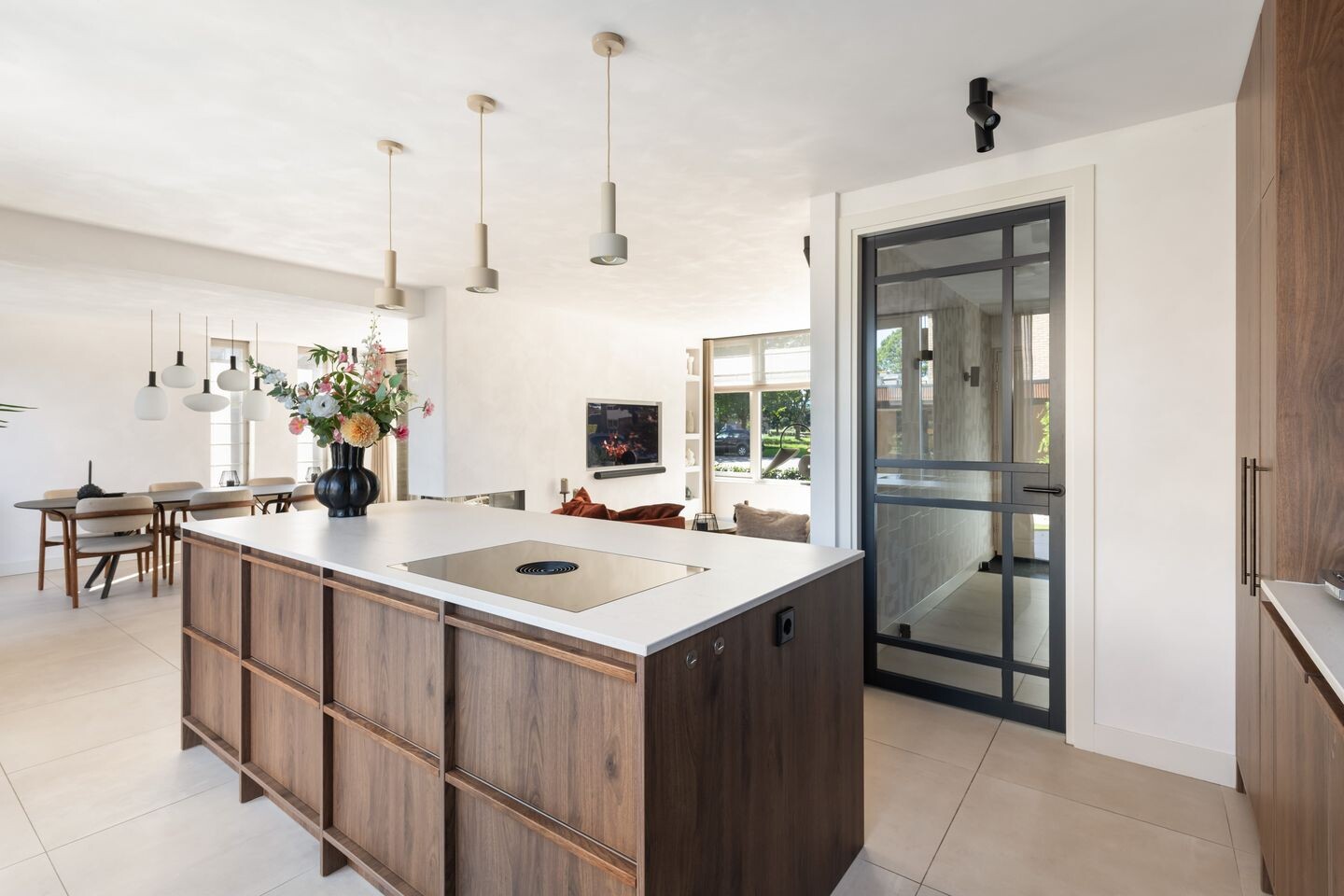 Hoekwoning te koop: Vreedenburghstraat 35, Woerden
