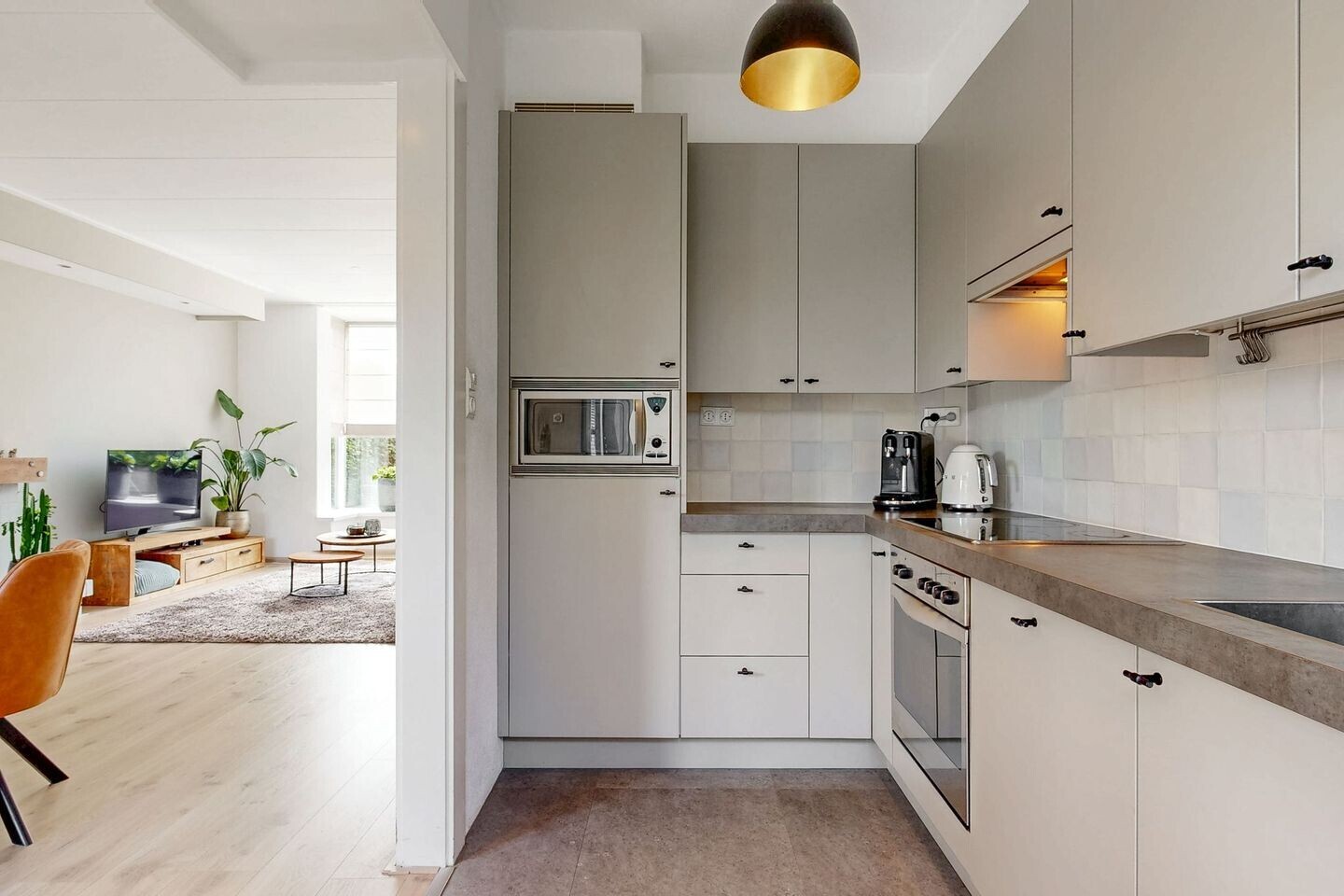 Tussenwoning te koop: Paulus Buyslaan 13, Woerden