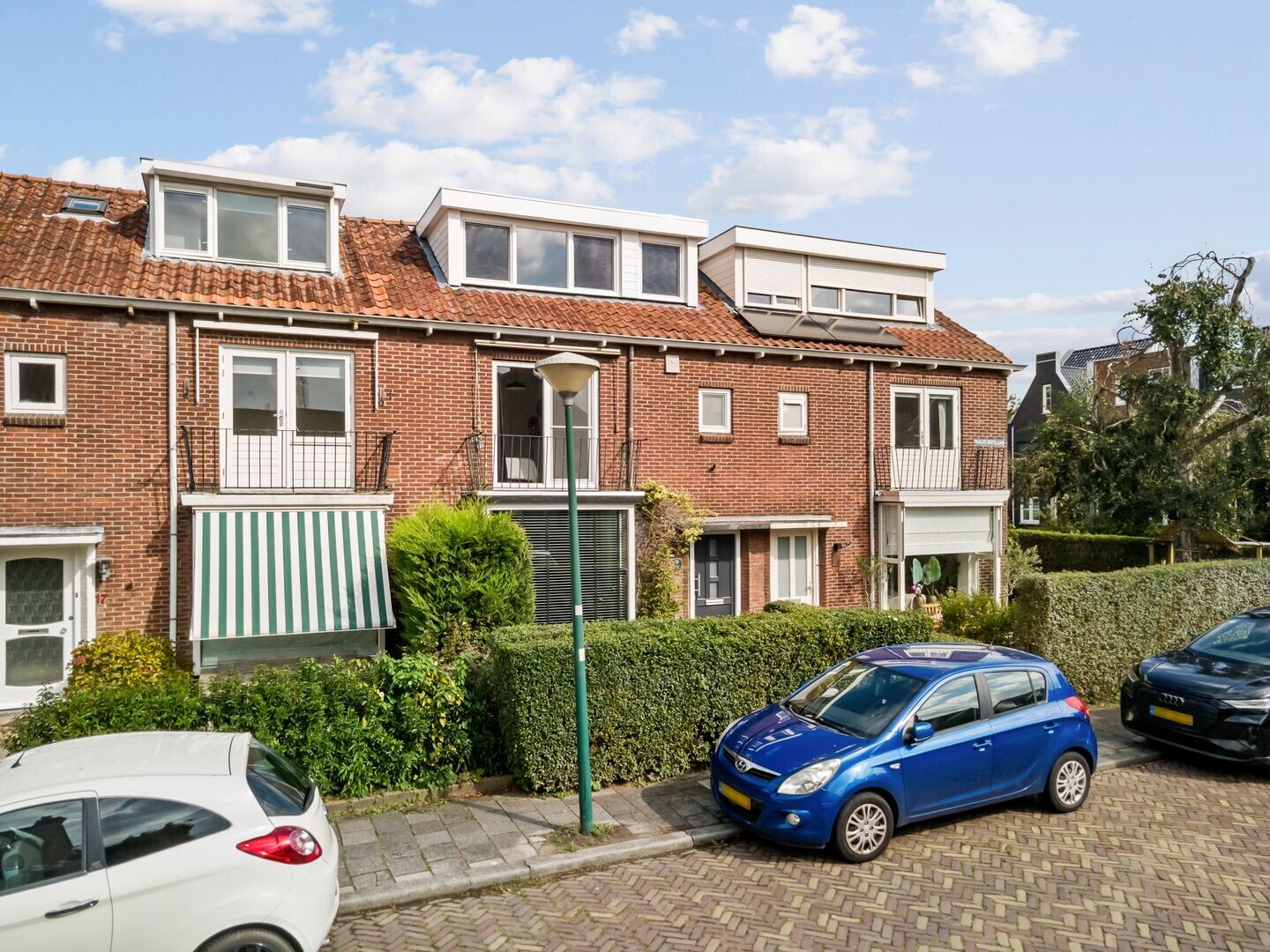 Tussenwoning te koop: Paulus Buyslaan 19, Woerden